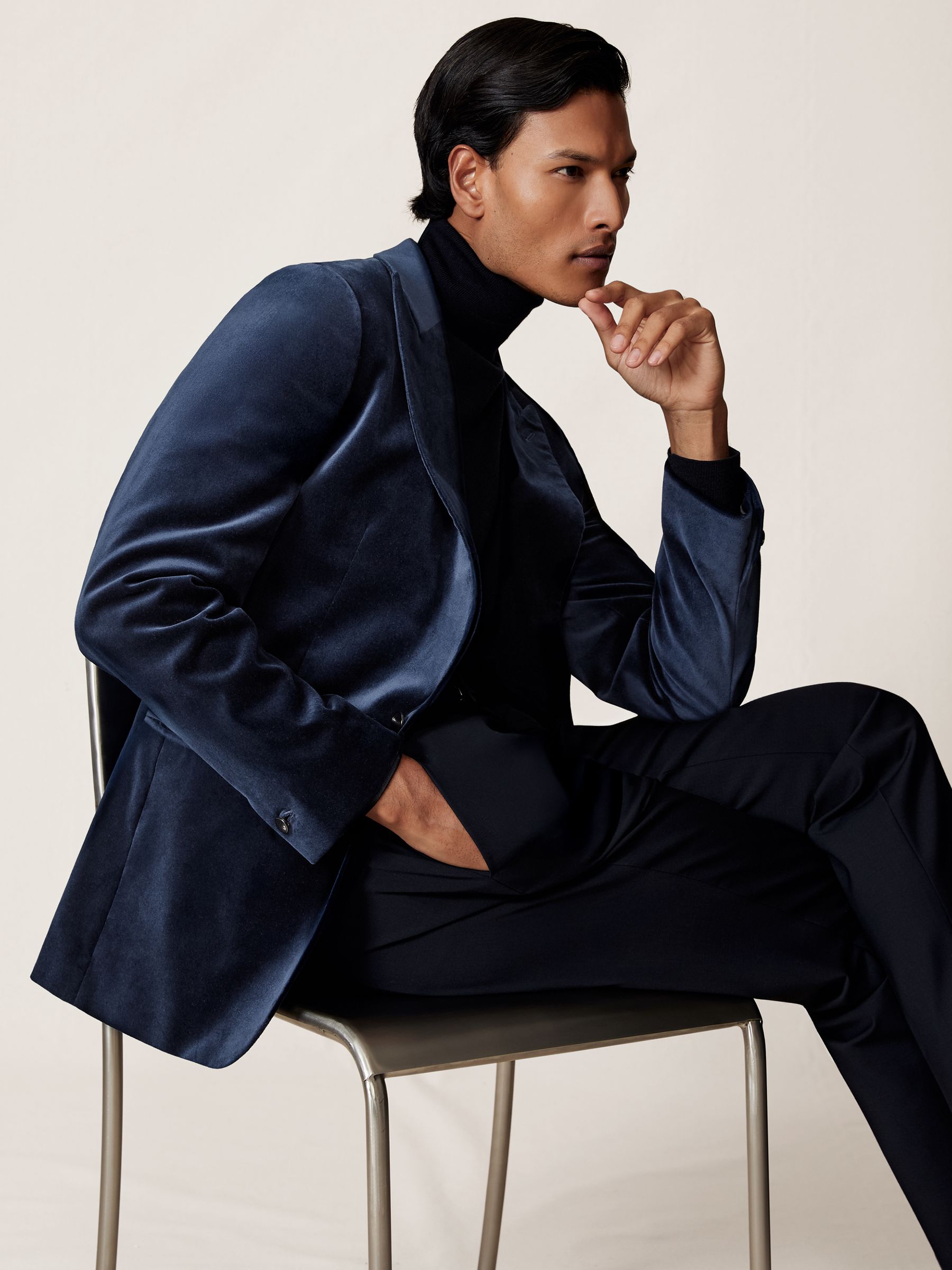 Single-Breasted Velvet Blazer Tailored-Fit in Navy - Image 1 of 9