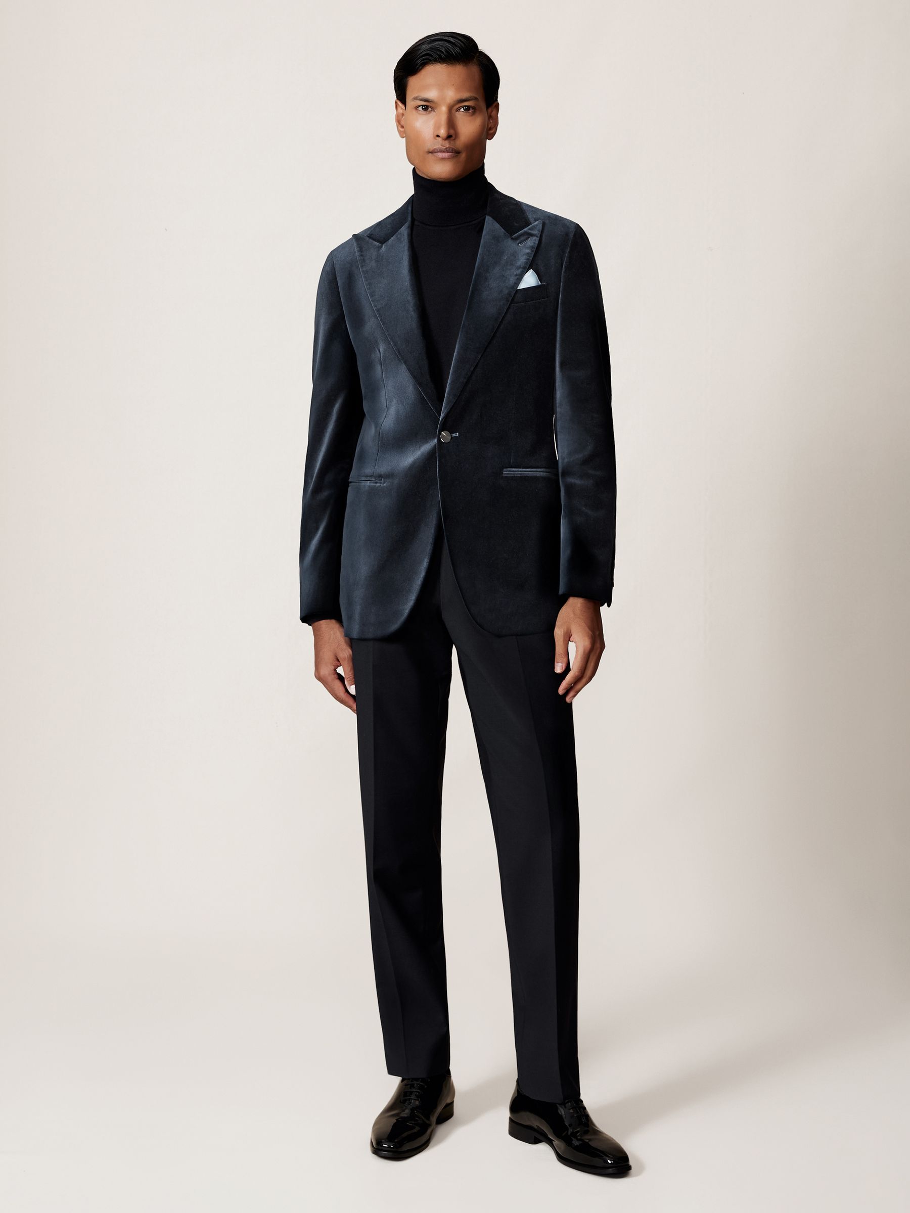 Men's Navy Blue Single Breasted Tailored Fit Blazer main image 0