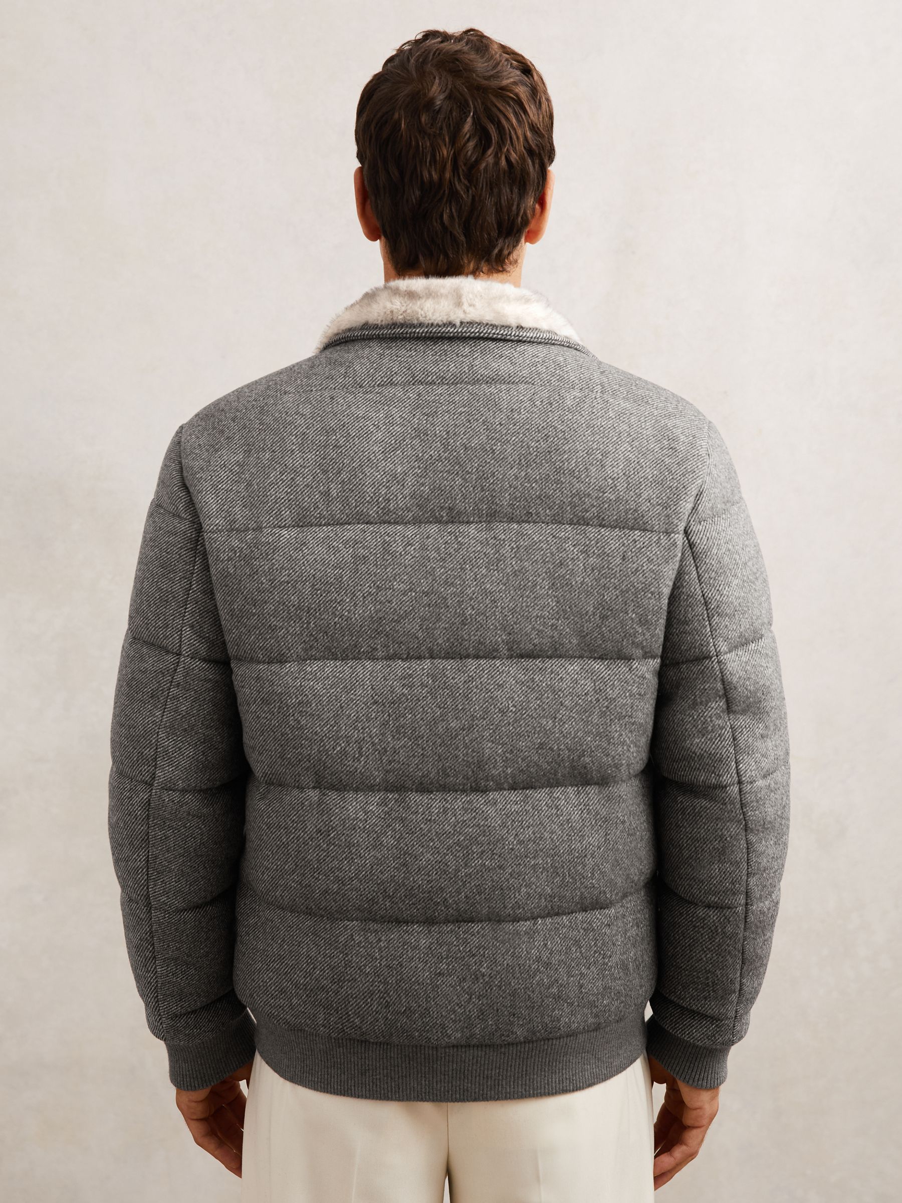Faux-Fur Collar Quilted Puffer Jacket in Grey - Image 5 of 6