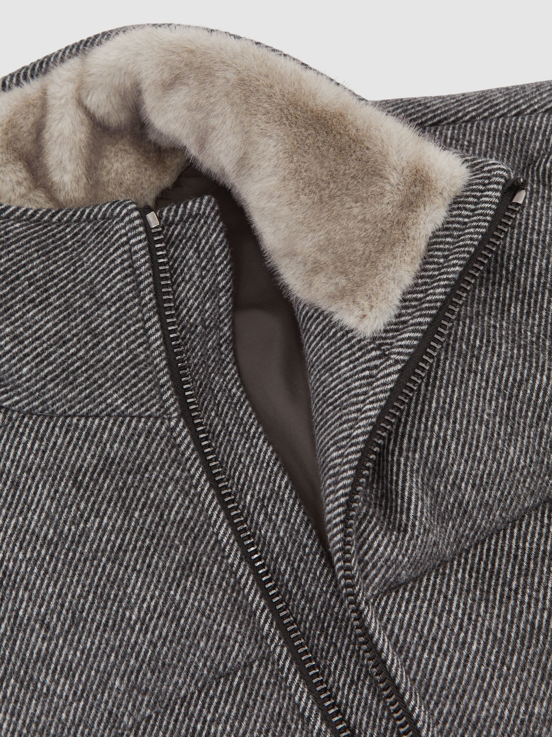 Faux-Fur Collar Quilted Puffer Jacket in Grey - image 3