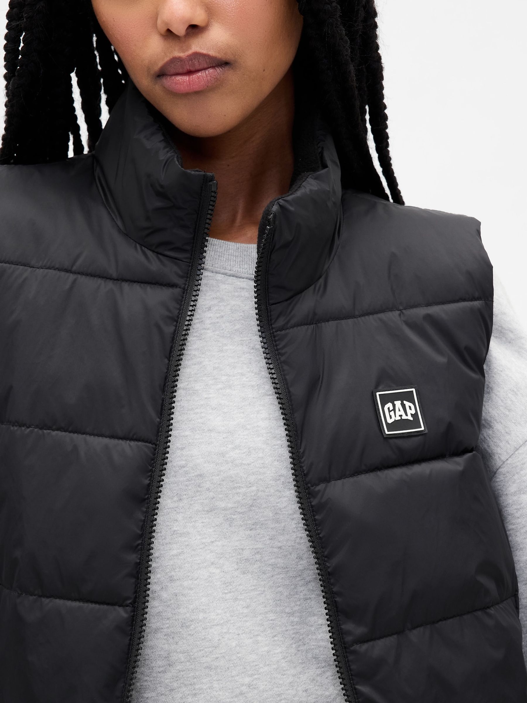 Black Cold Control Puffer Vest - Image 4 of 4 Black Cold Control Puffer Vest - Image 4 of 4