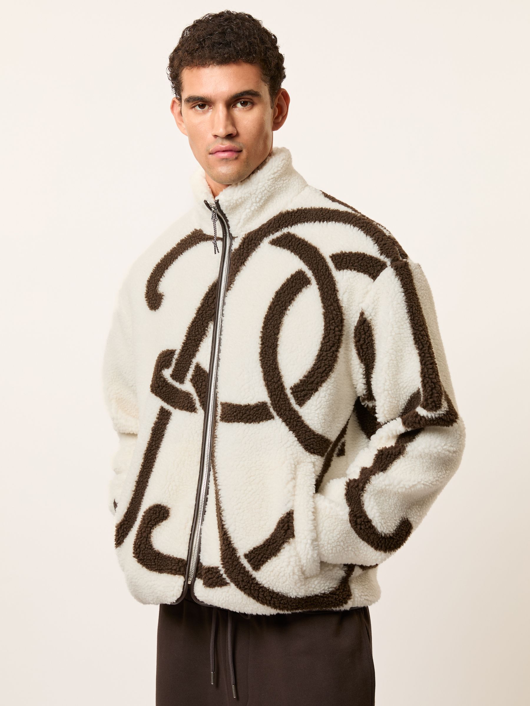 Jacket in White/Brown - Image 3 of 9
