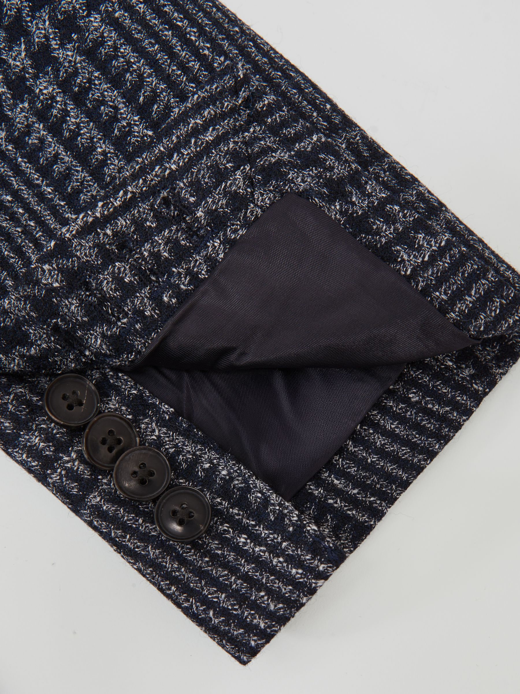 Wool-Blend Check Single-Breasted Blazer Tailored-Fit in Navy - image 4