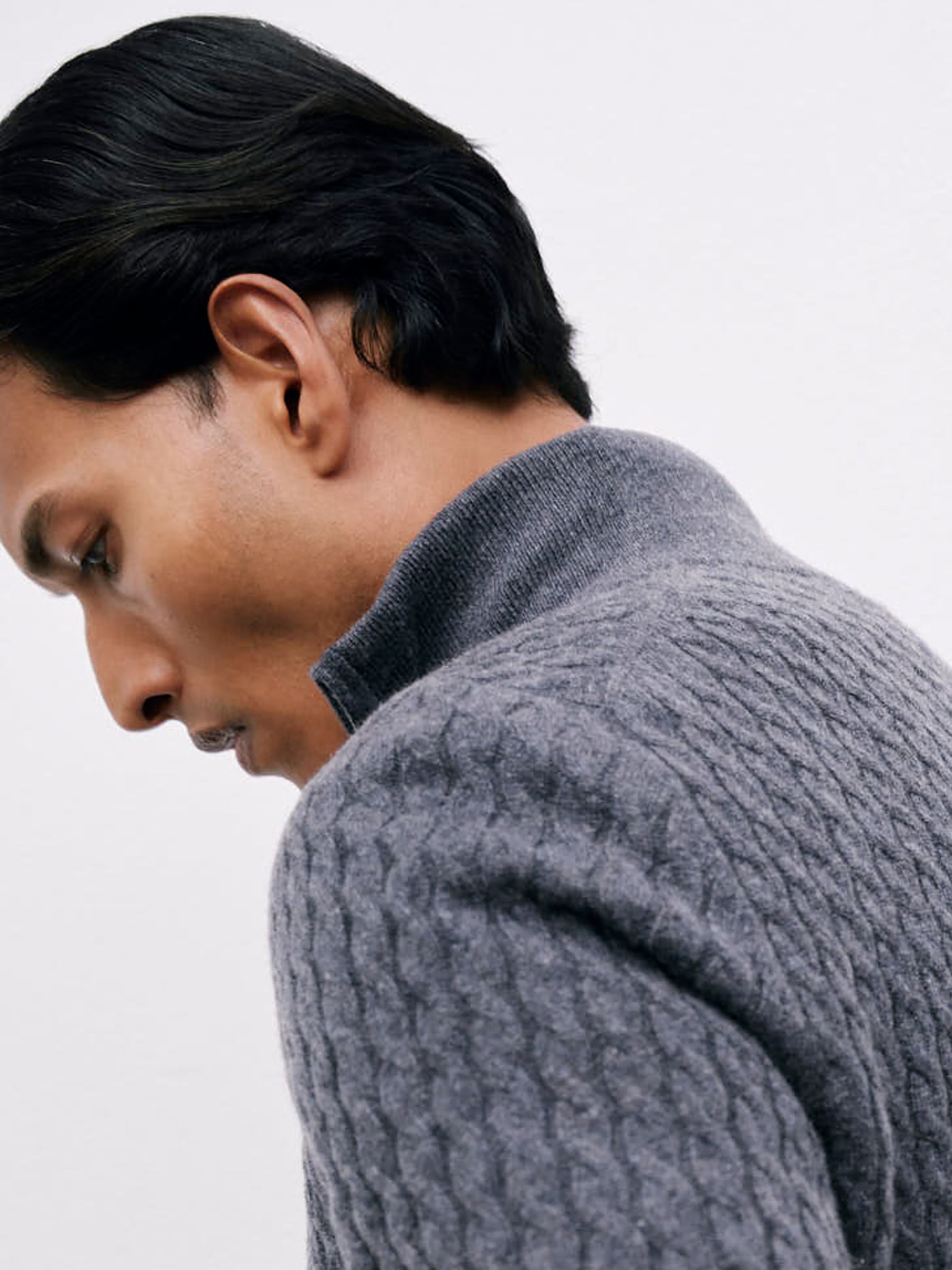 Atelier 100% Cashmere Cable Zip Jumper in Denim Blue - Image 4 of 7
