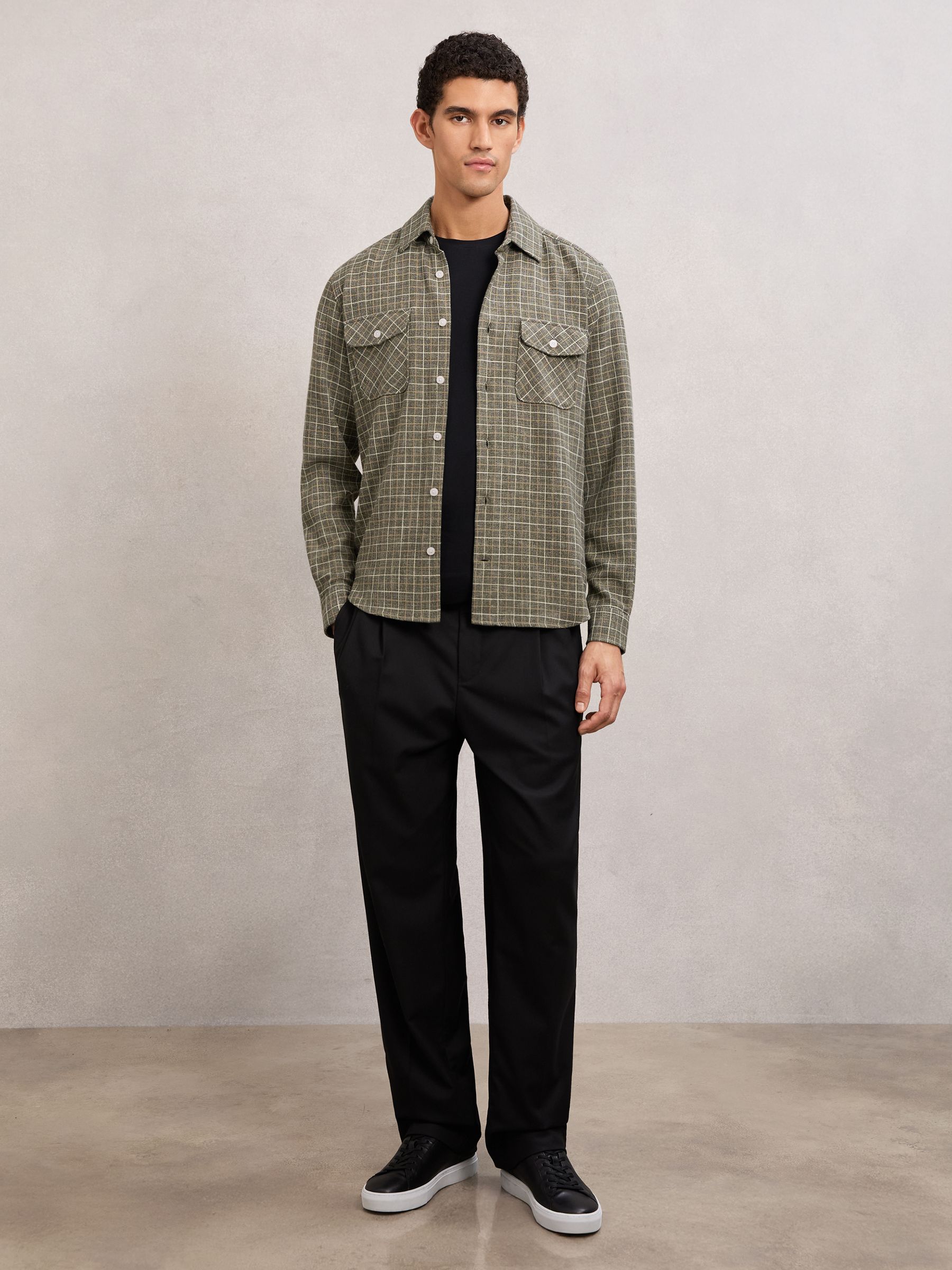 Check Twin-Pocket Jersey Overshirt in Grey - Image 3 of 6