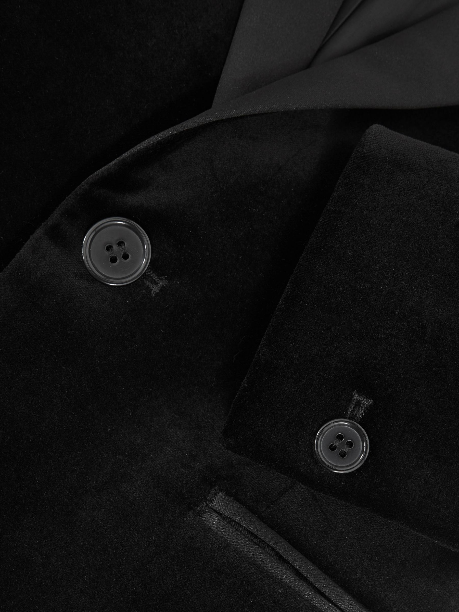 Single-Breasted Velvet Tuxedo Blazer in Black - Image 4 of 5