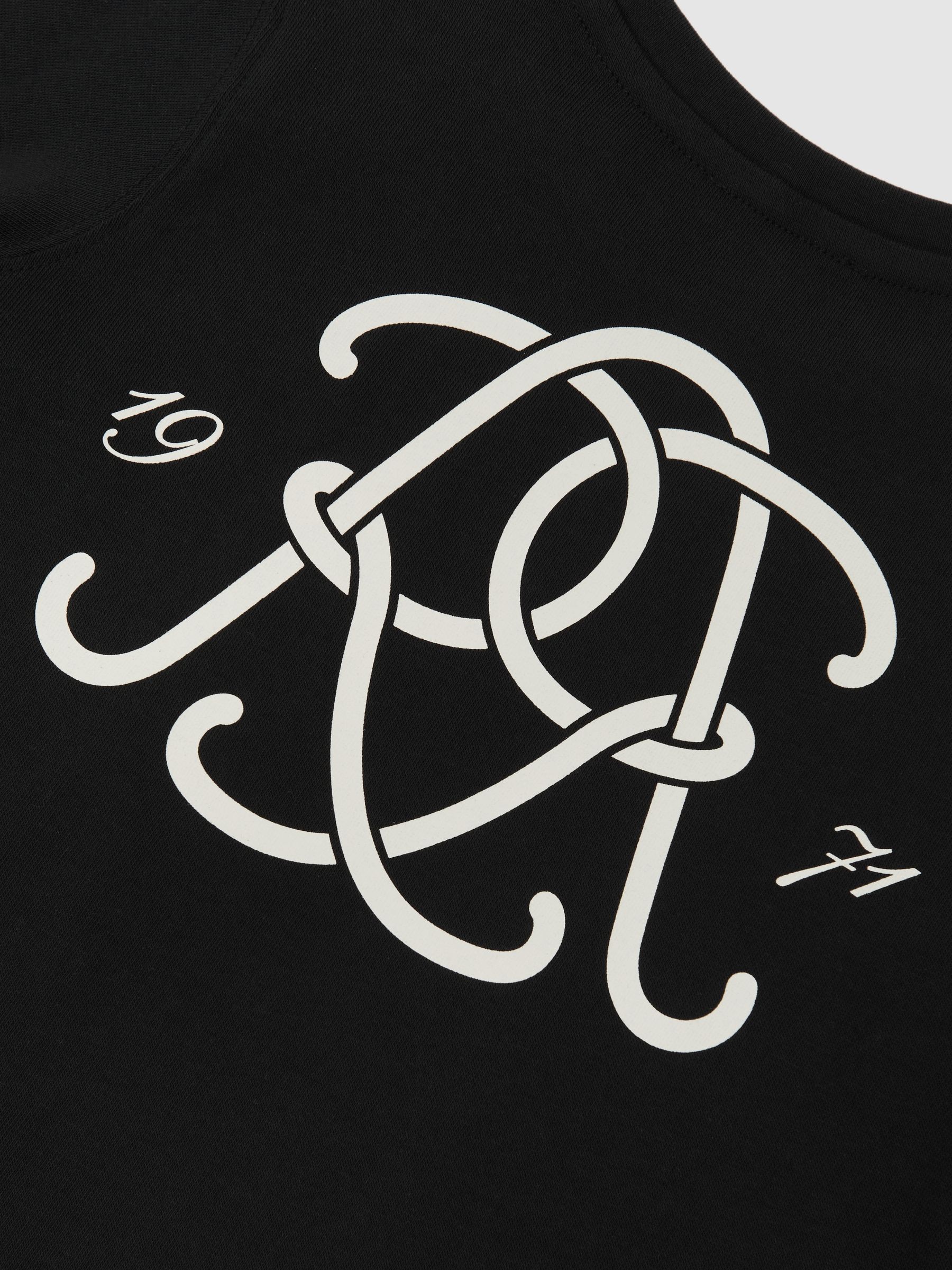 3-9 Jahre Monogramm Baumwoll-Langarm T-Shirt in Schwarz - Bild 5 von 5