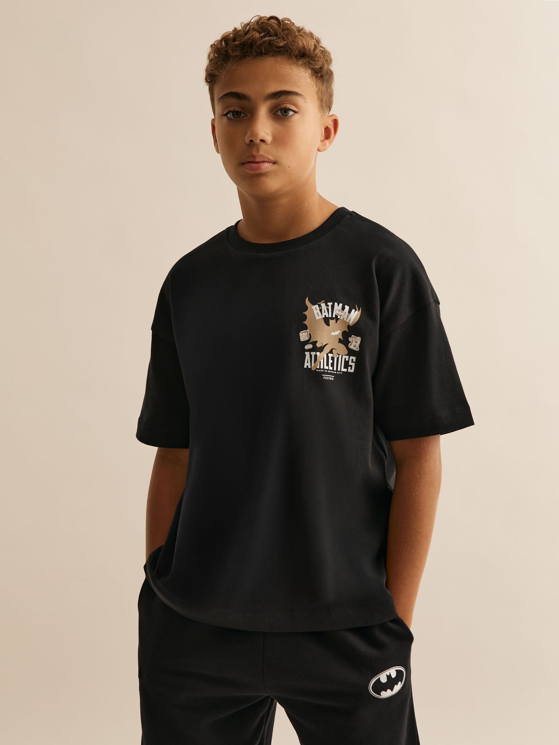 T-Shirt in Black - Image 3 of 5