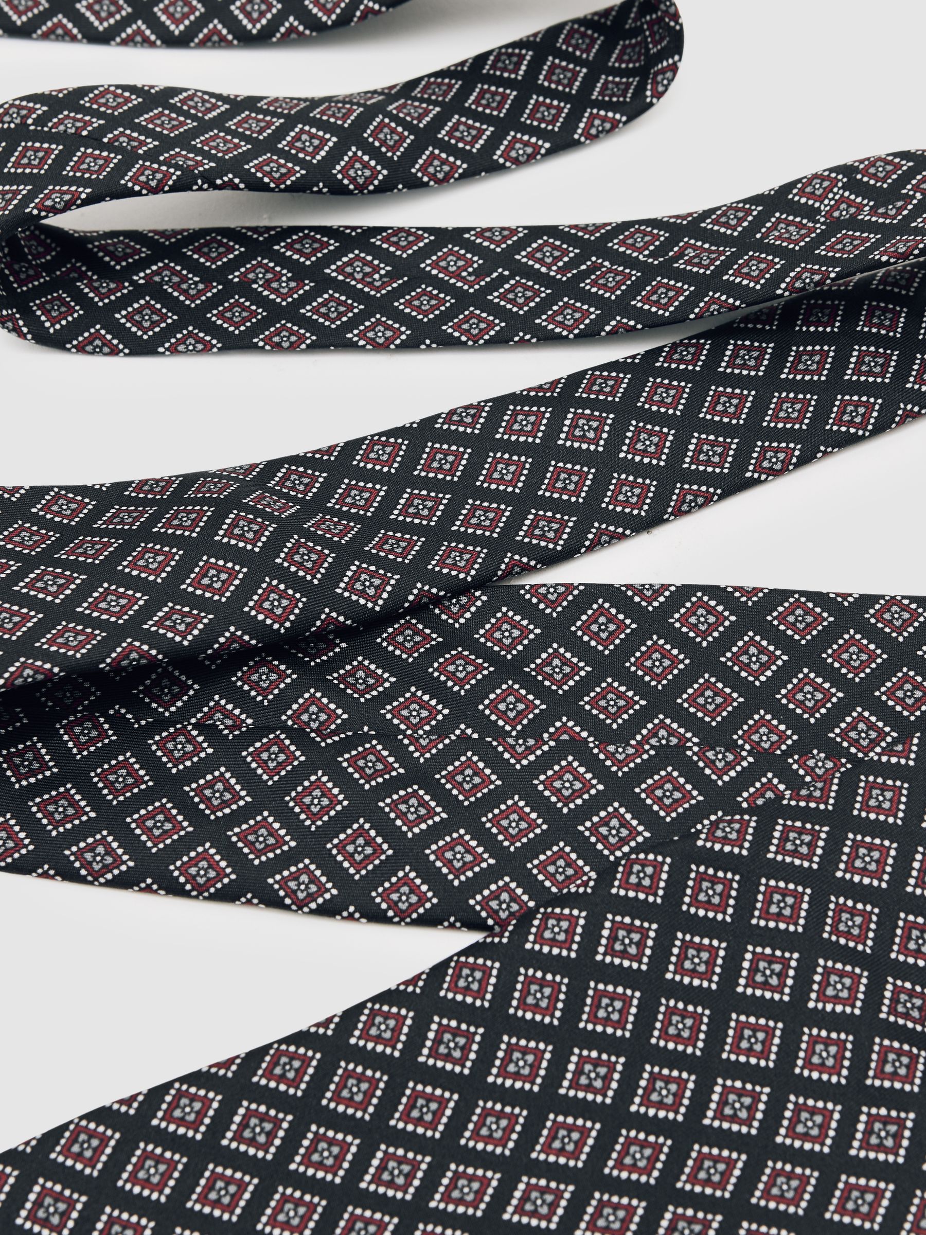 Silk Floral Medallion-Print Tie in Charcoal/Bordeaux - Image 3 of 5