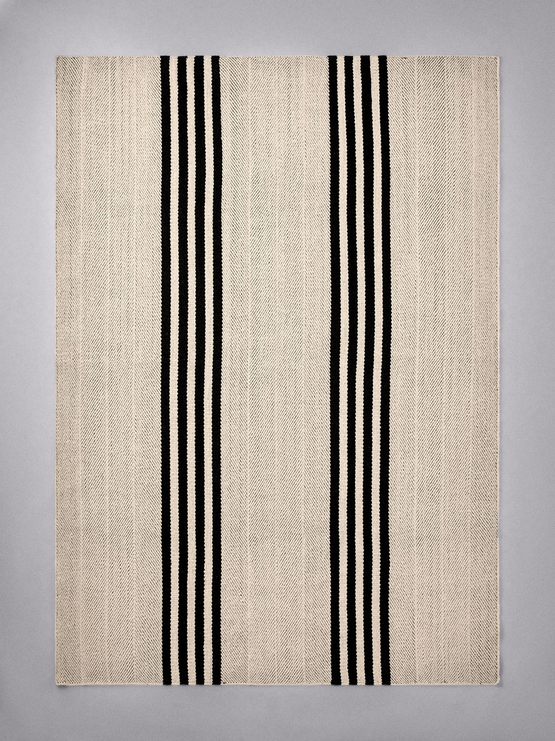 2 Pack Black Cotton Stripe Woven Herringbone Flatweave Rugs - Image 6 of 6