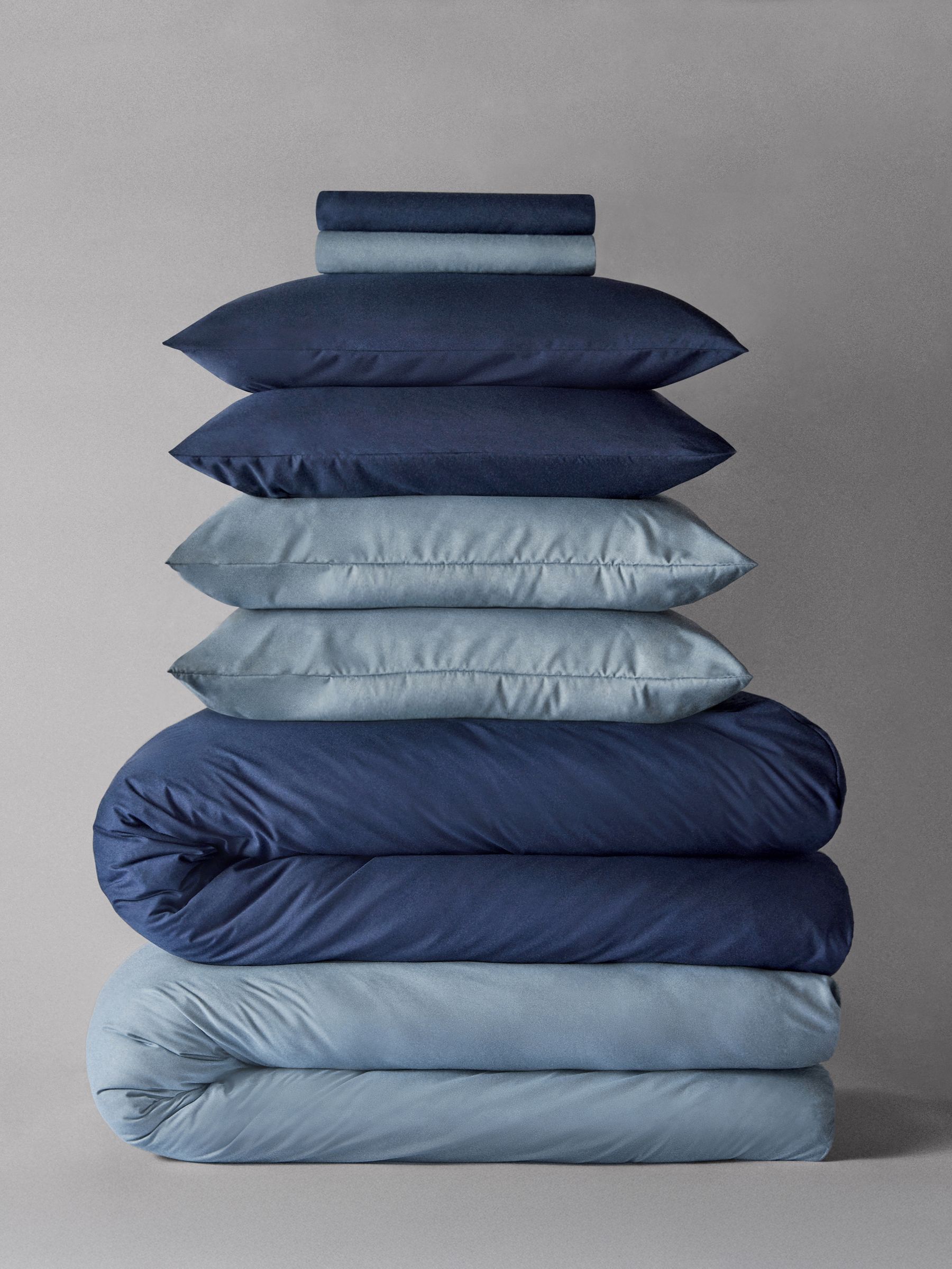 Navy/Blue 8 piece Microfibre Duvet Cover and Pillowcase Set with Fitted Sheets - Image 1 of 6
