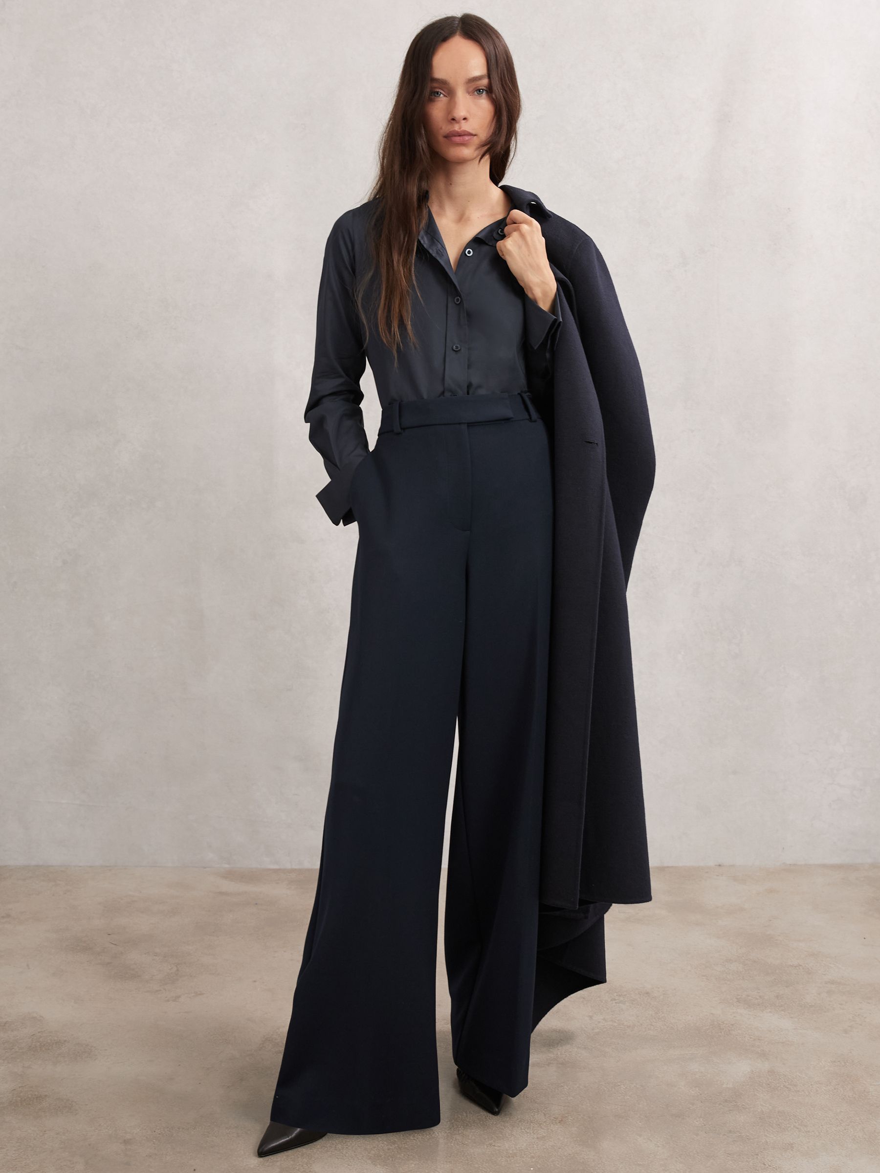 Cotton-Sateen Folded-Cuff Shirt in Navy - image 4