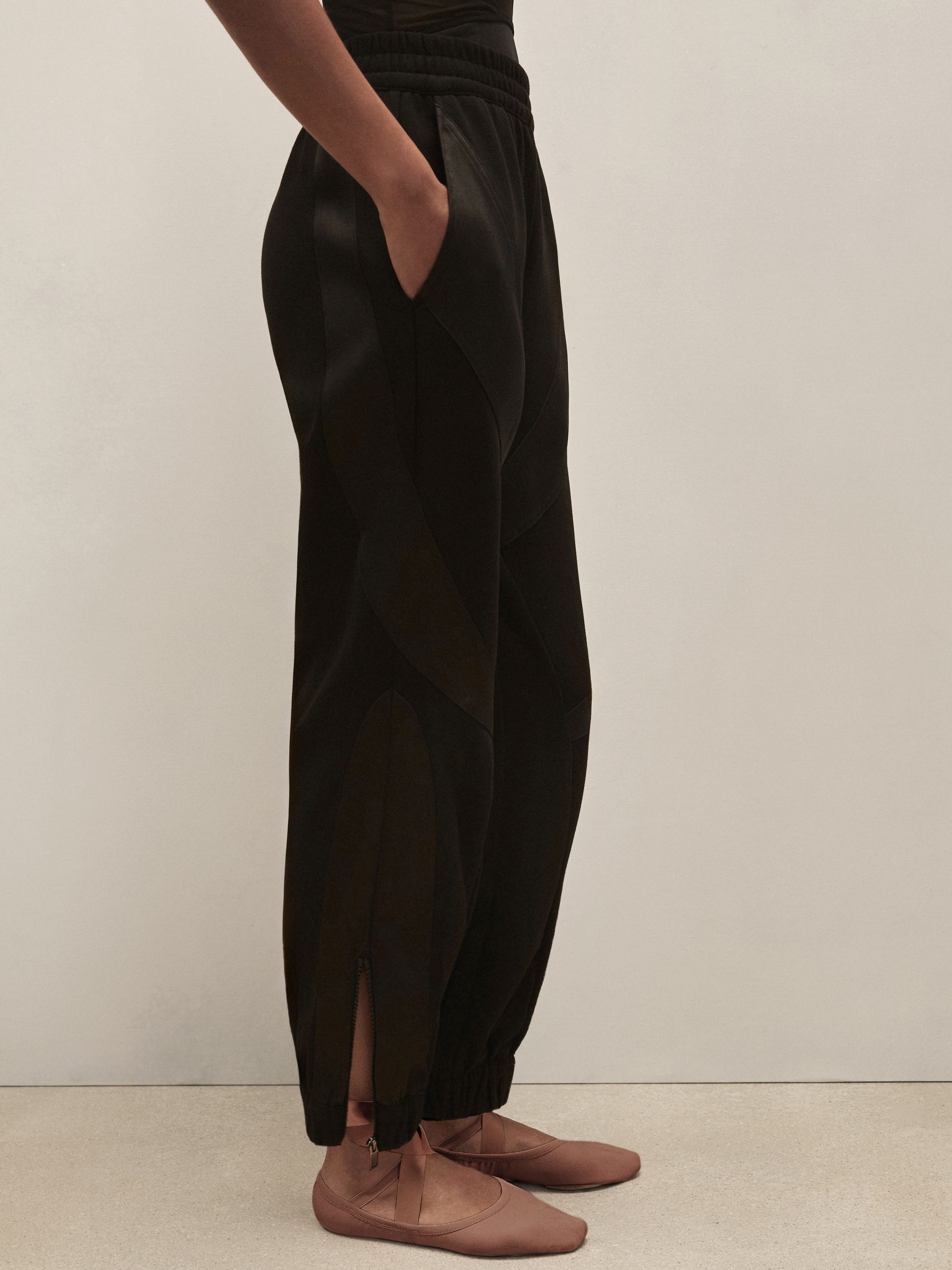Reiss | Royal Ballet Panelled Joggers in Black - image 4