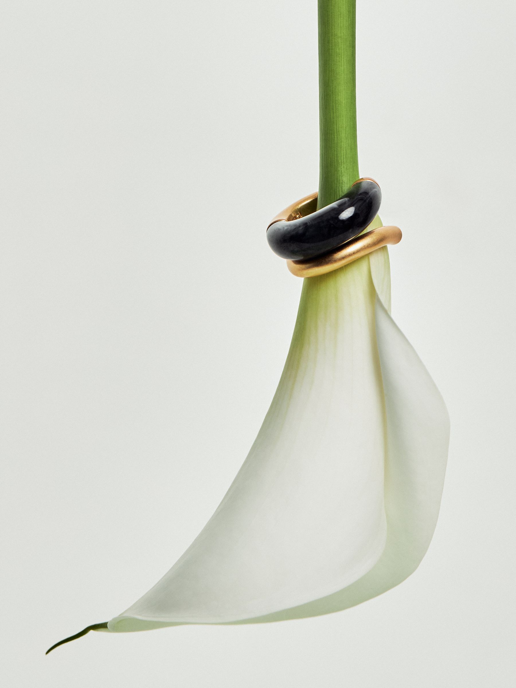 Tone Scoop Enamel Hoop Earrings in Gold - Image 2 of 5