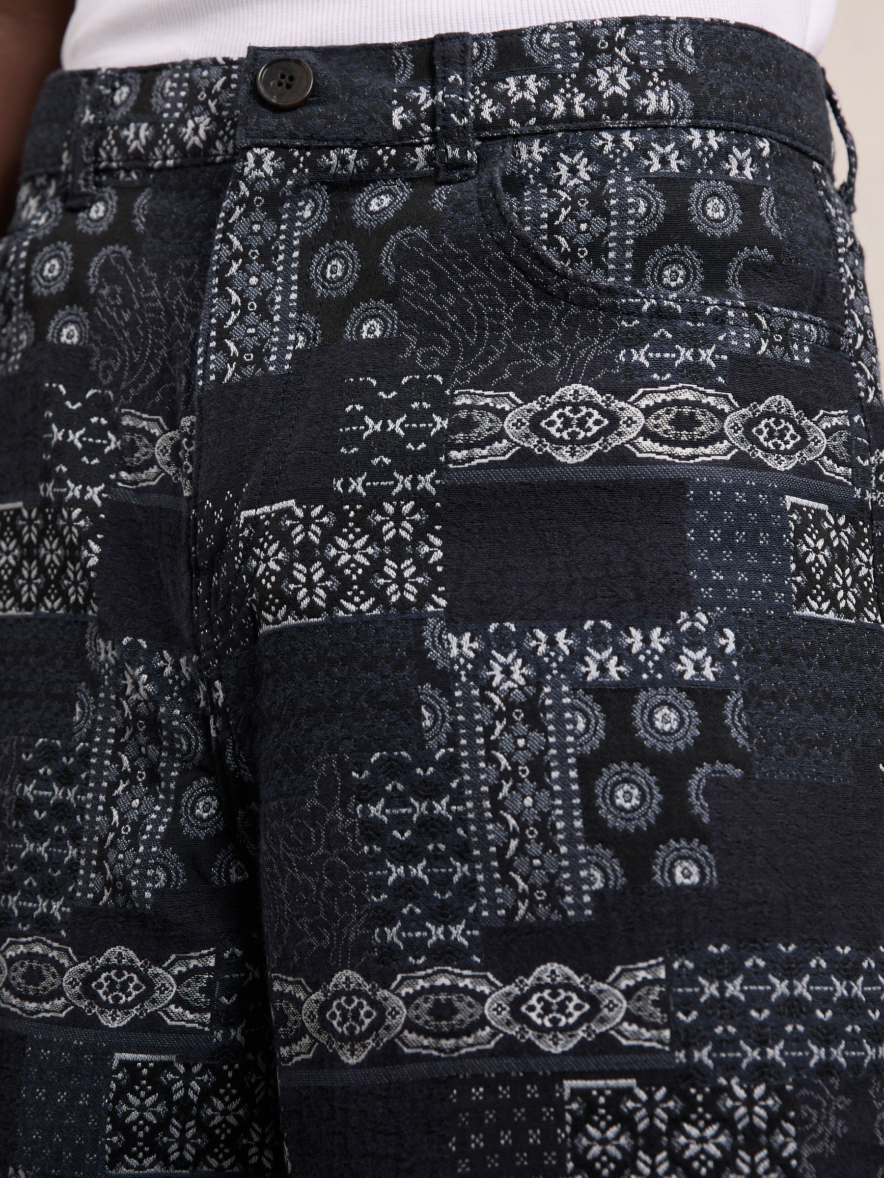 Les Deux Jacquard Denim Shorts in Denim Blue - Image 3 of 5