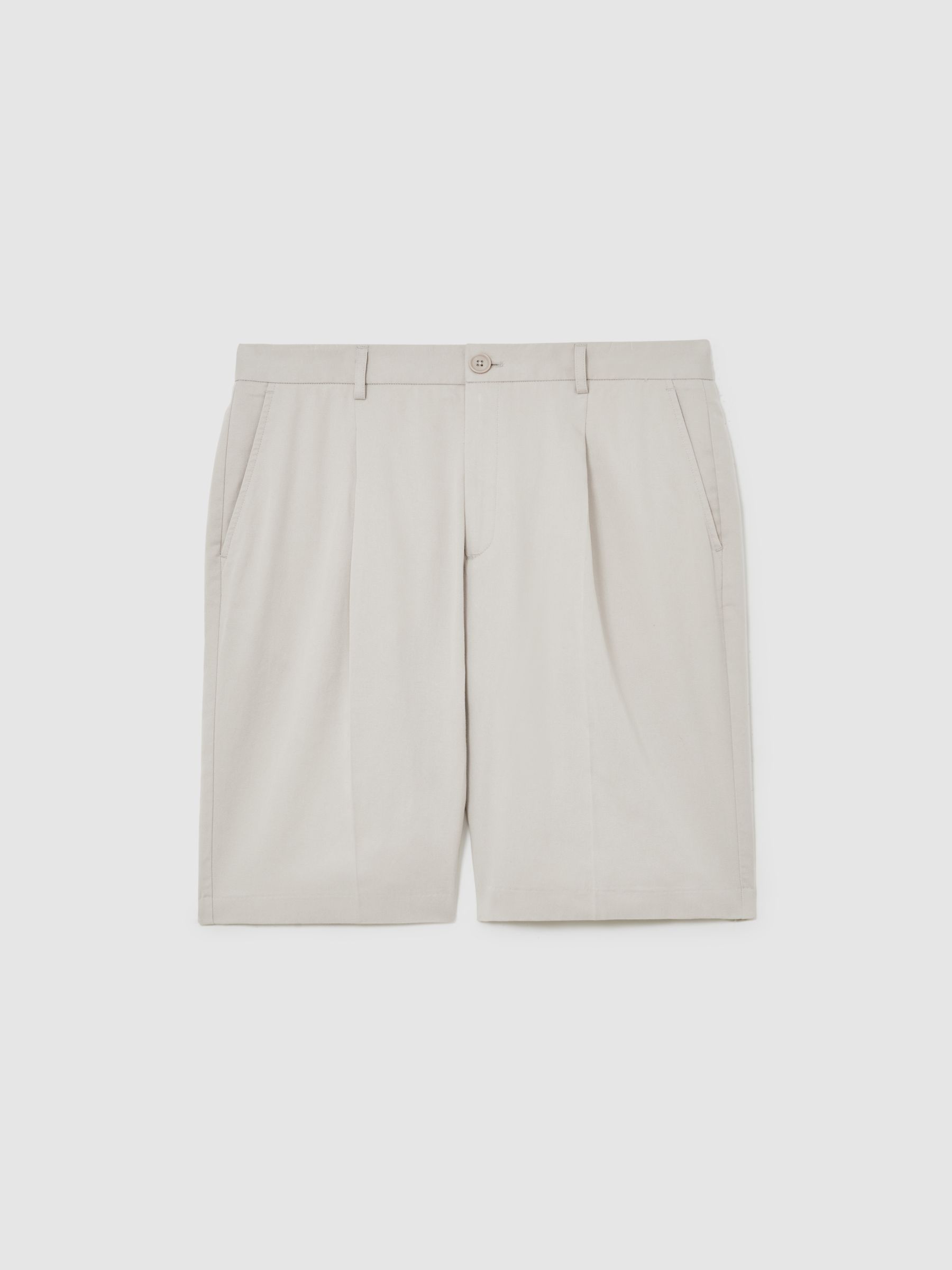 Les Deux Twill Pleated Suiting Shorts in Light Sand - Image 2 of 5