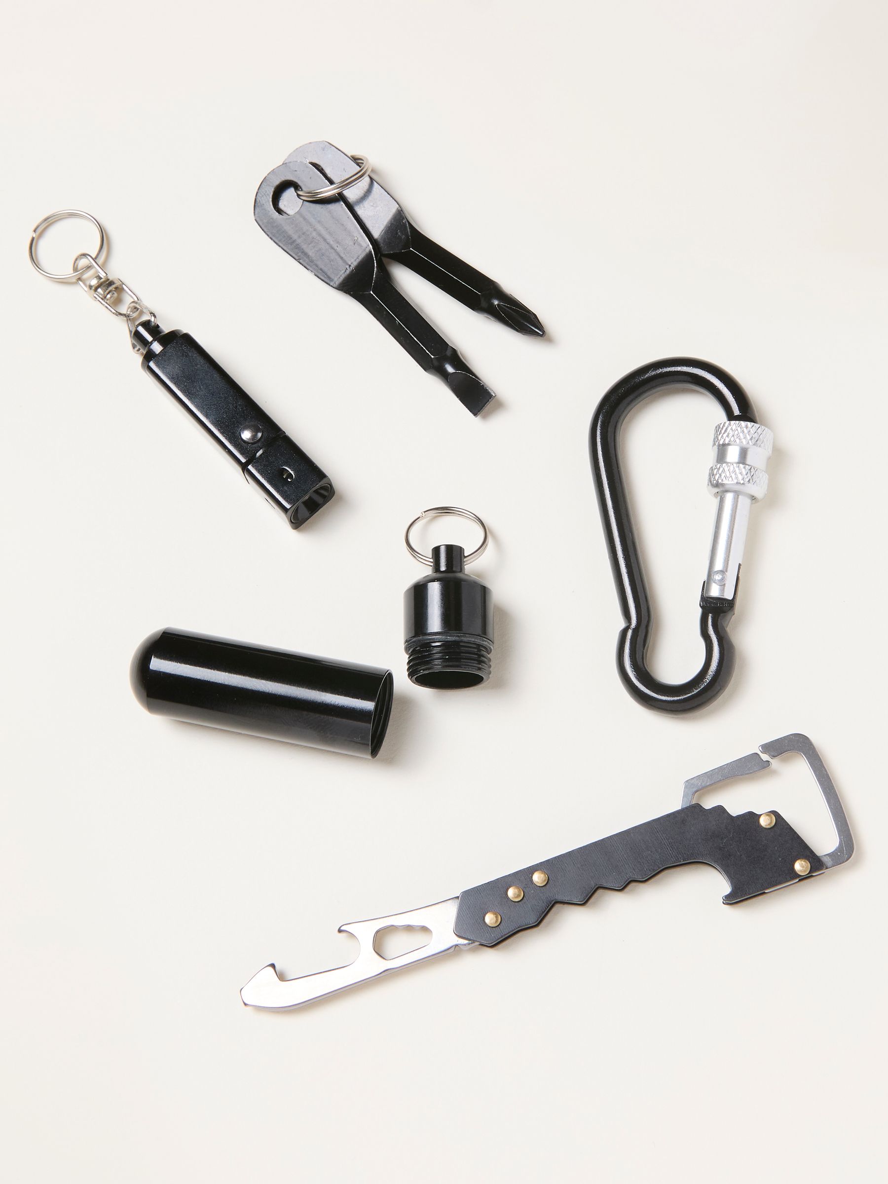 Blue Gentlemens Hardware Multi Tool in a Tin | FatFace
