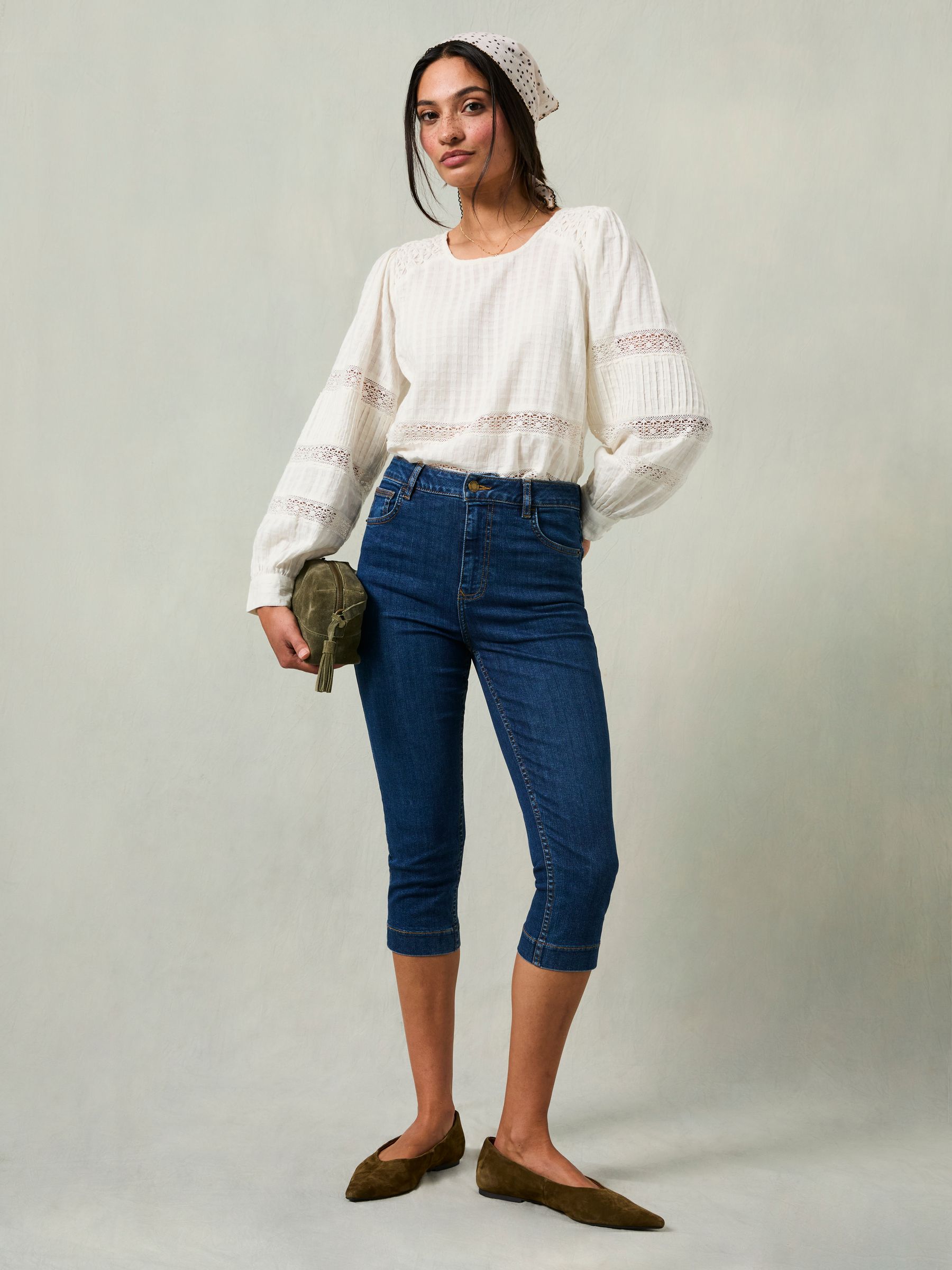 Mid Wash Peddlepusher Jeans - Image 4 of 7