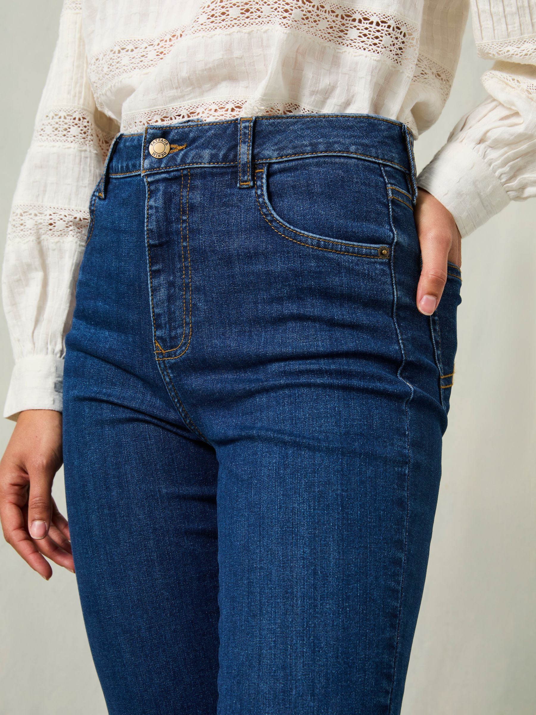 Mid Wash Peddlepusher Jeans - Image 6 of 7