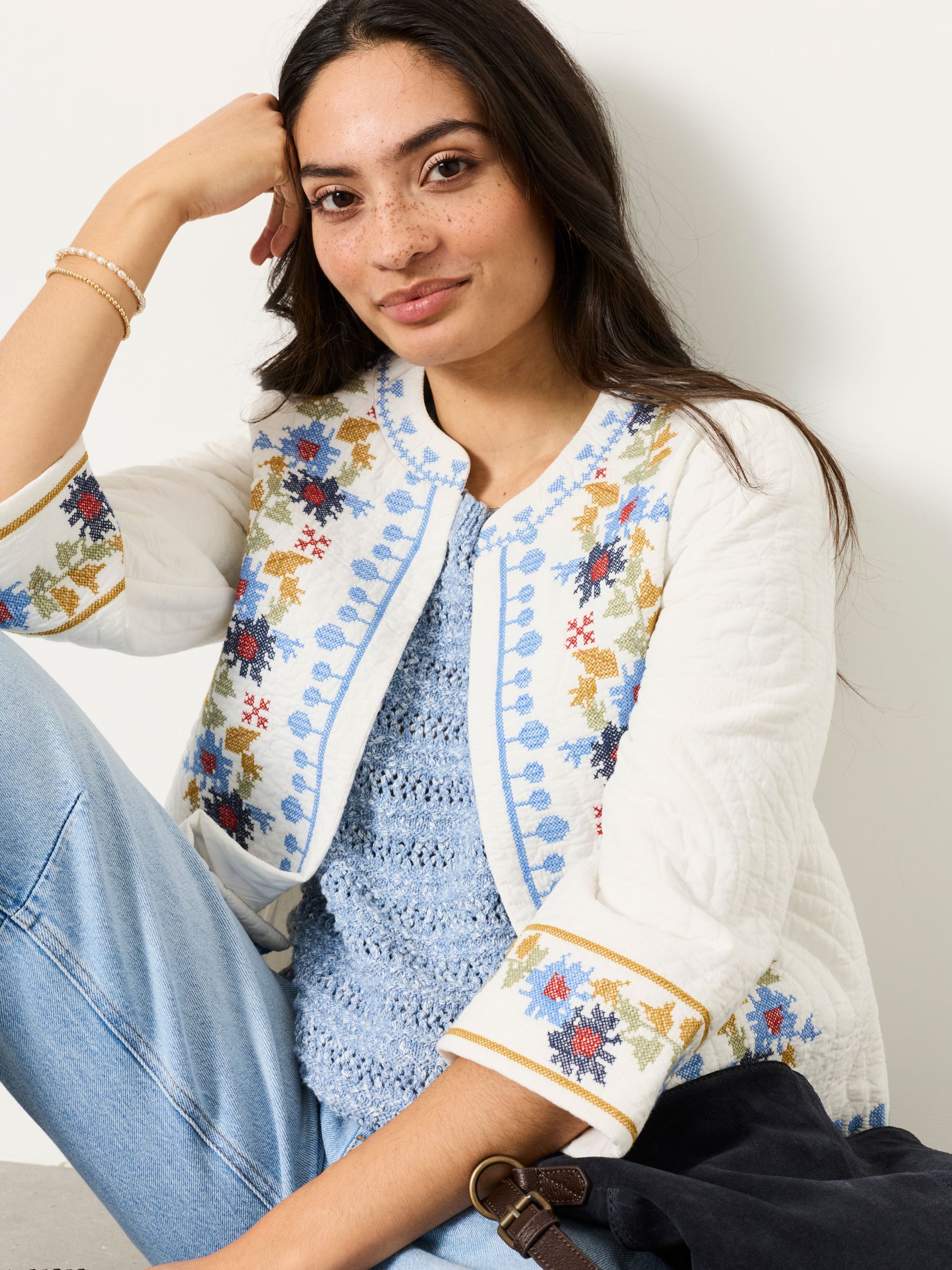 White Petite Embroidered Jacket - Image 4 of 6