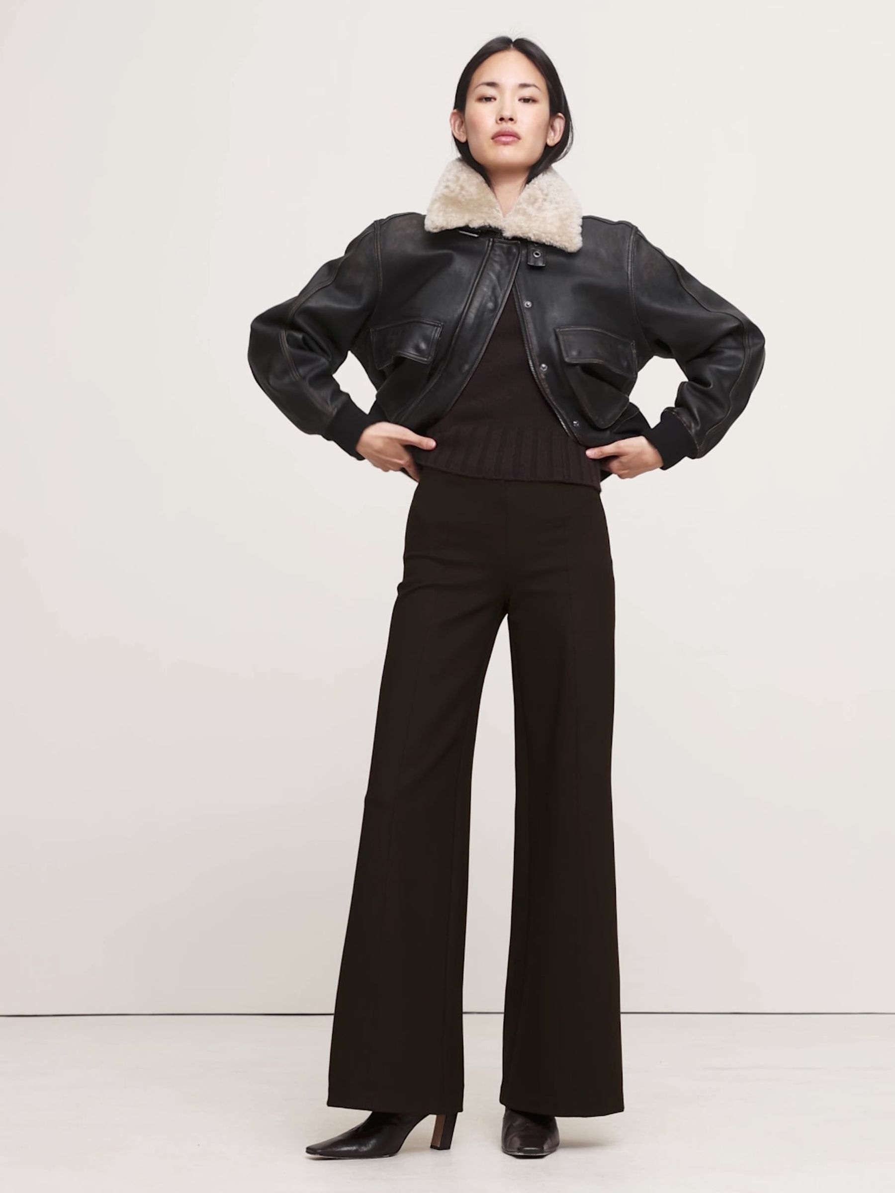 Banana Republic Brown High-Rise Wide-Leg Everywhere Ponte Pull On trousers - Image 3 of 5