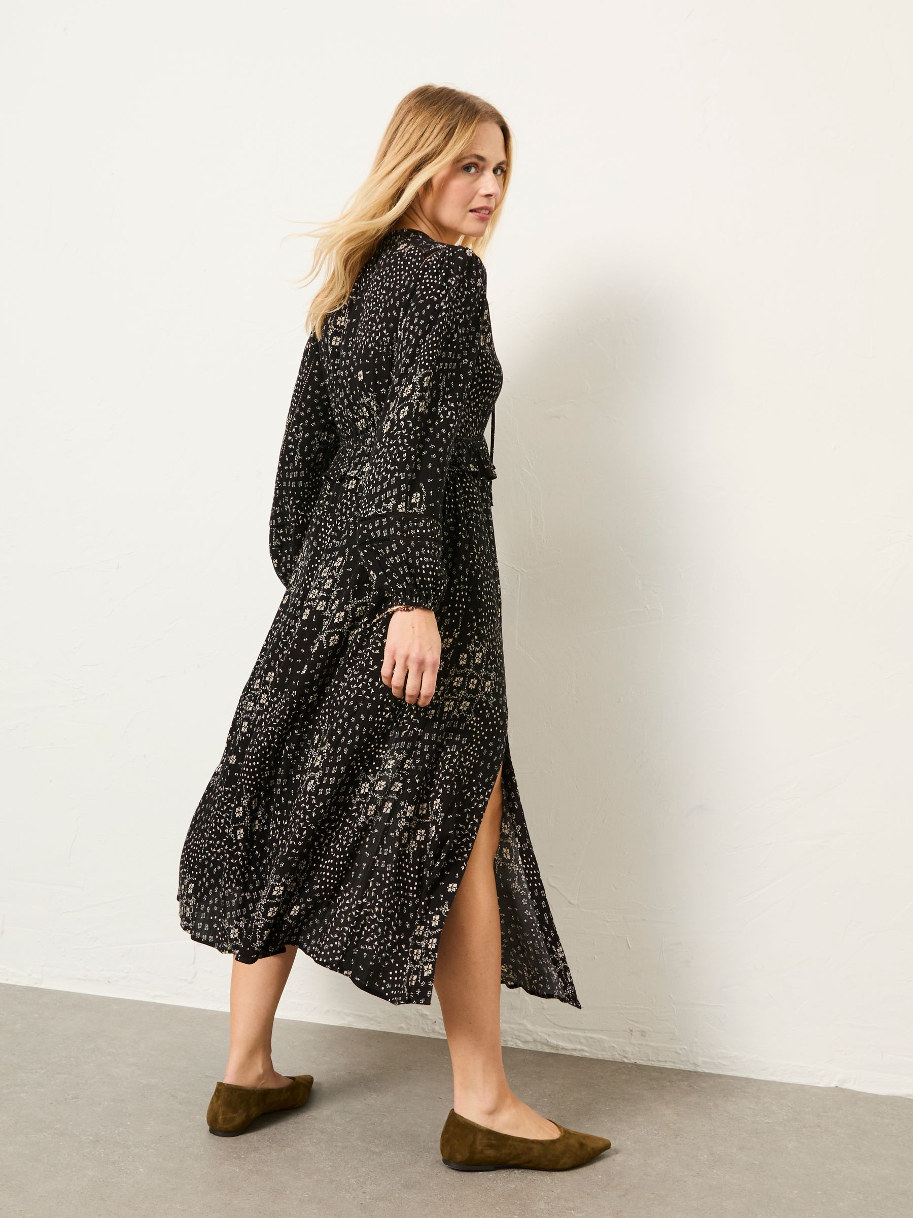 Tara Black Mono Patchwork Petite Floral Dress - Image 2 of 6