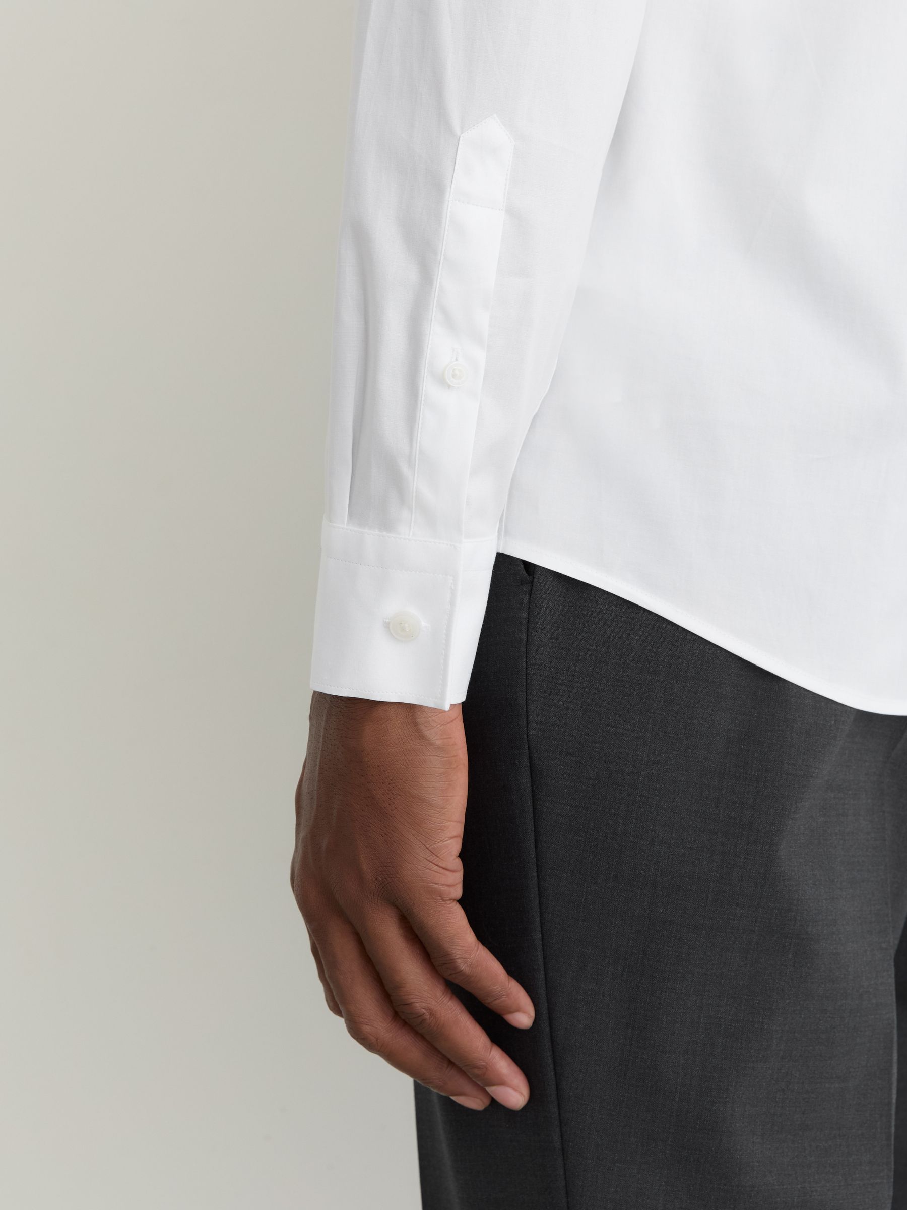 Stretch-Cotton Concealed-Placket Shirt Slim-Fit in White - Image 5 of 8
