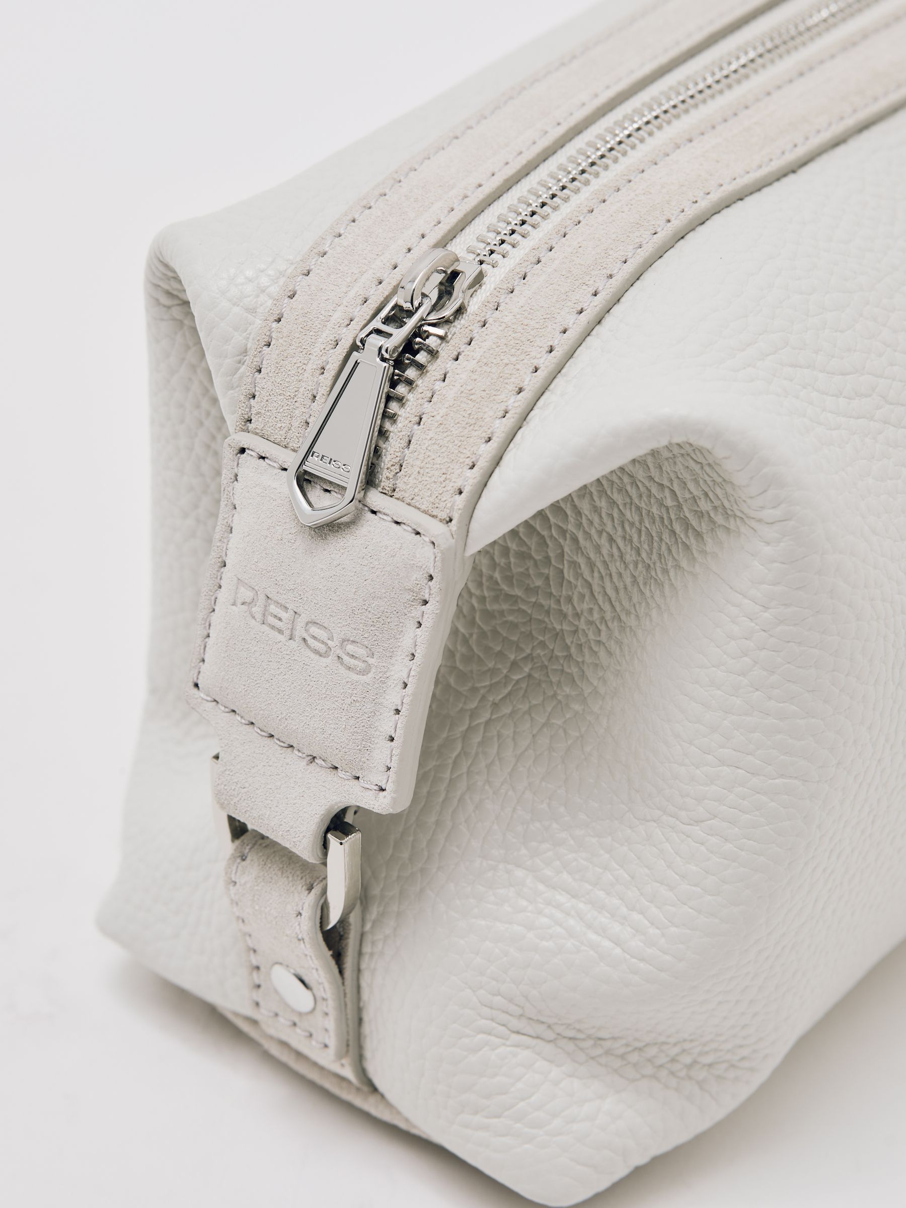 Bag in Off White - Image 4 of 4