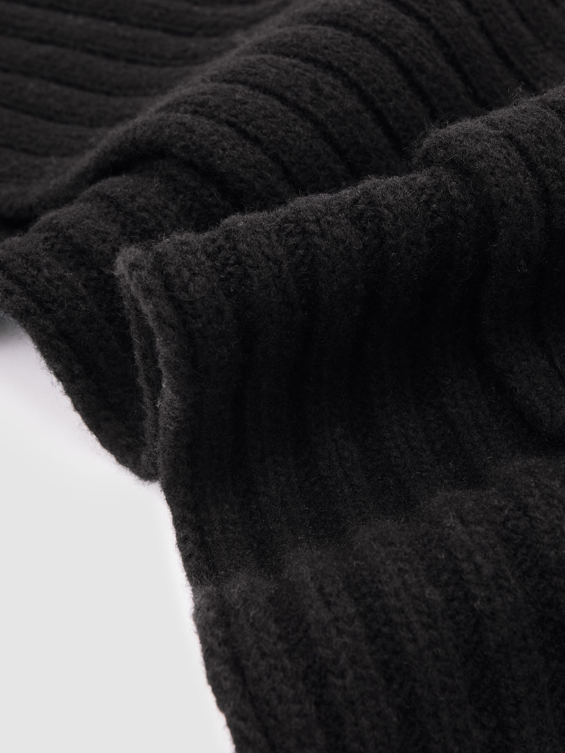 Wool-Blend Chunky-Rib Scarf in Black - image 3