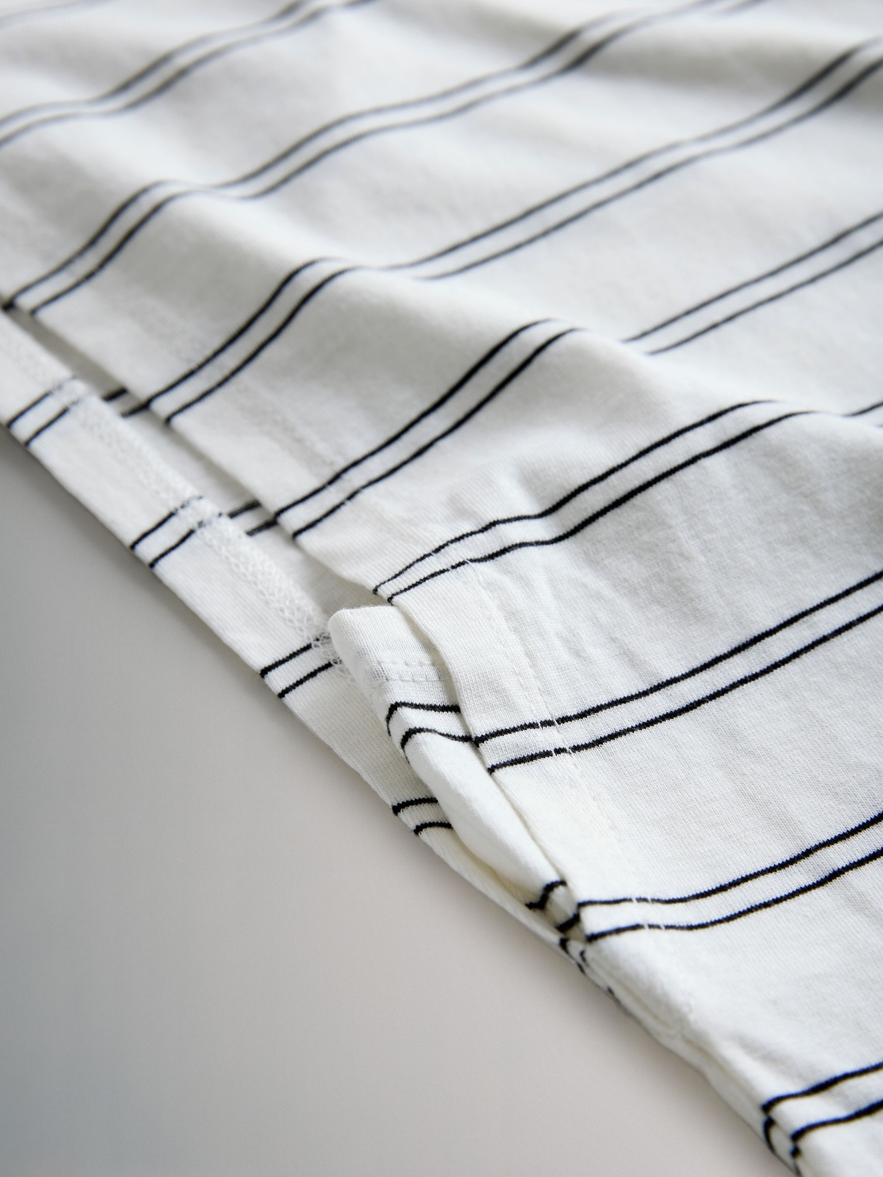 4 Pack Grown On Sleeve T-Shirt Black/Brown/White/Stripe - Image 6 of 6