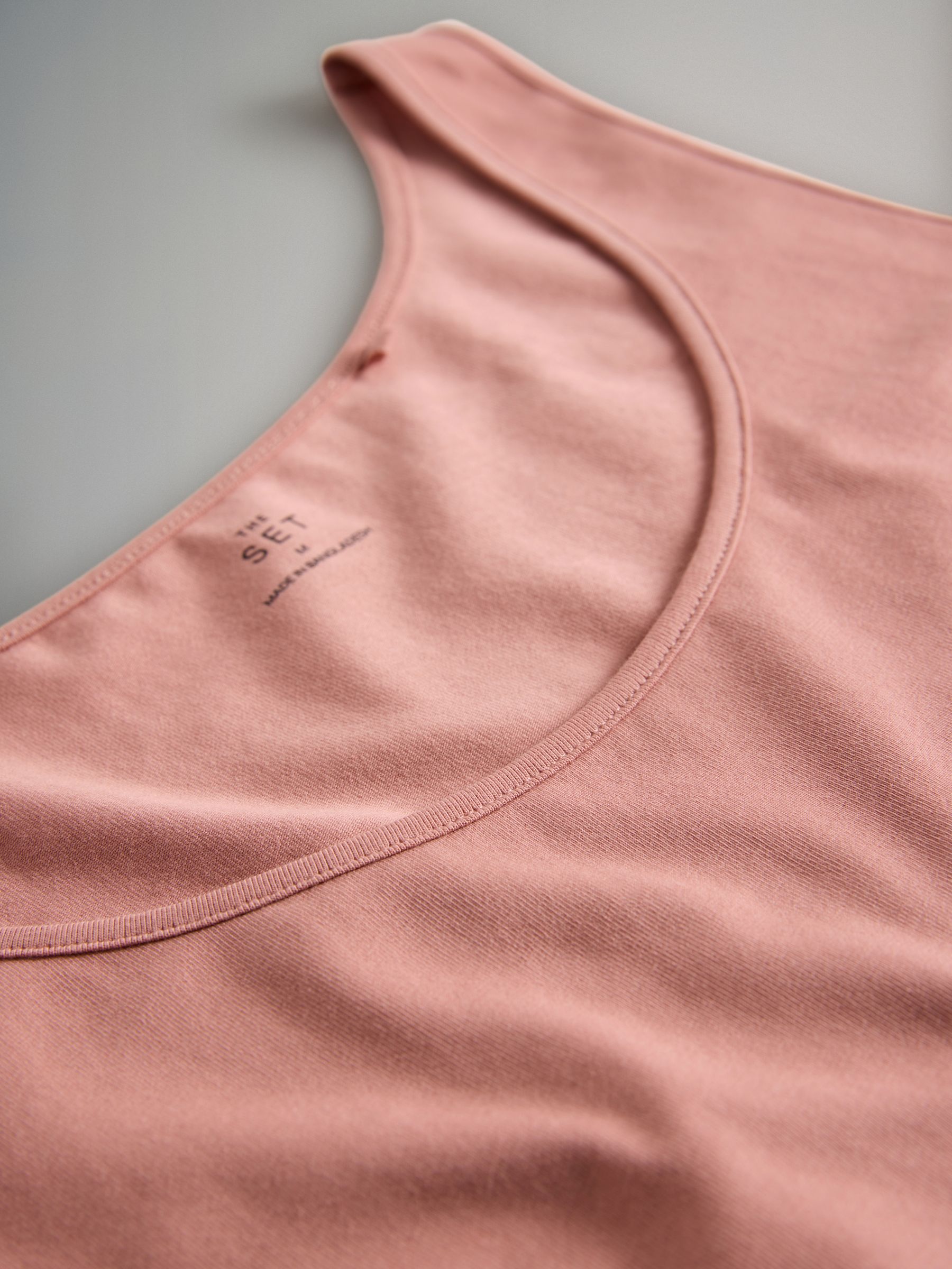 Chocolate Brown 7 Pack Scoop Neck Vests - Image 6 of 6