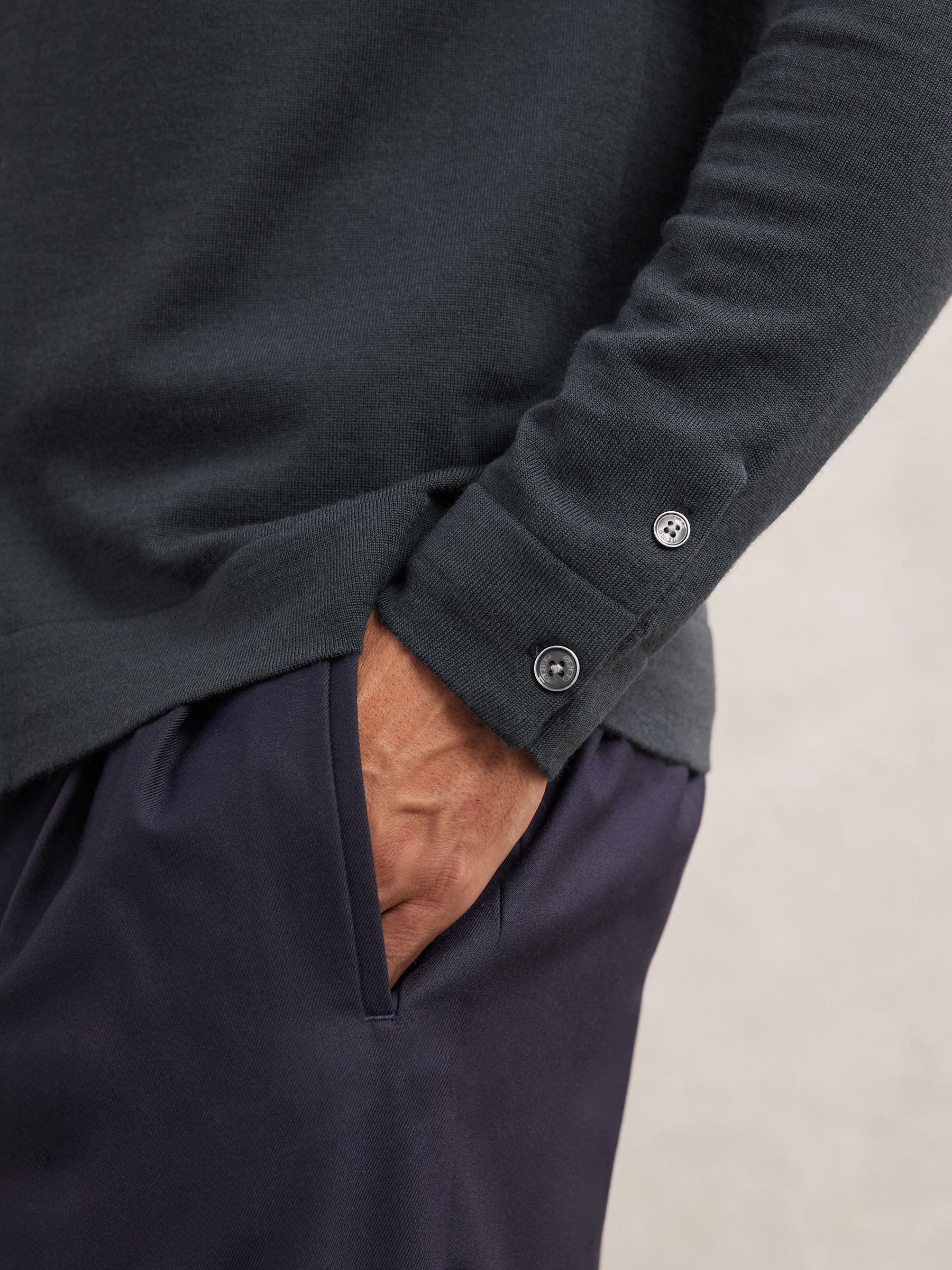 Cardigan boutonné en laine mérinos vert bouteille - Image 4 de 7