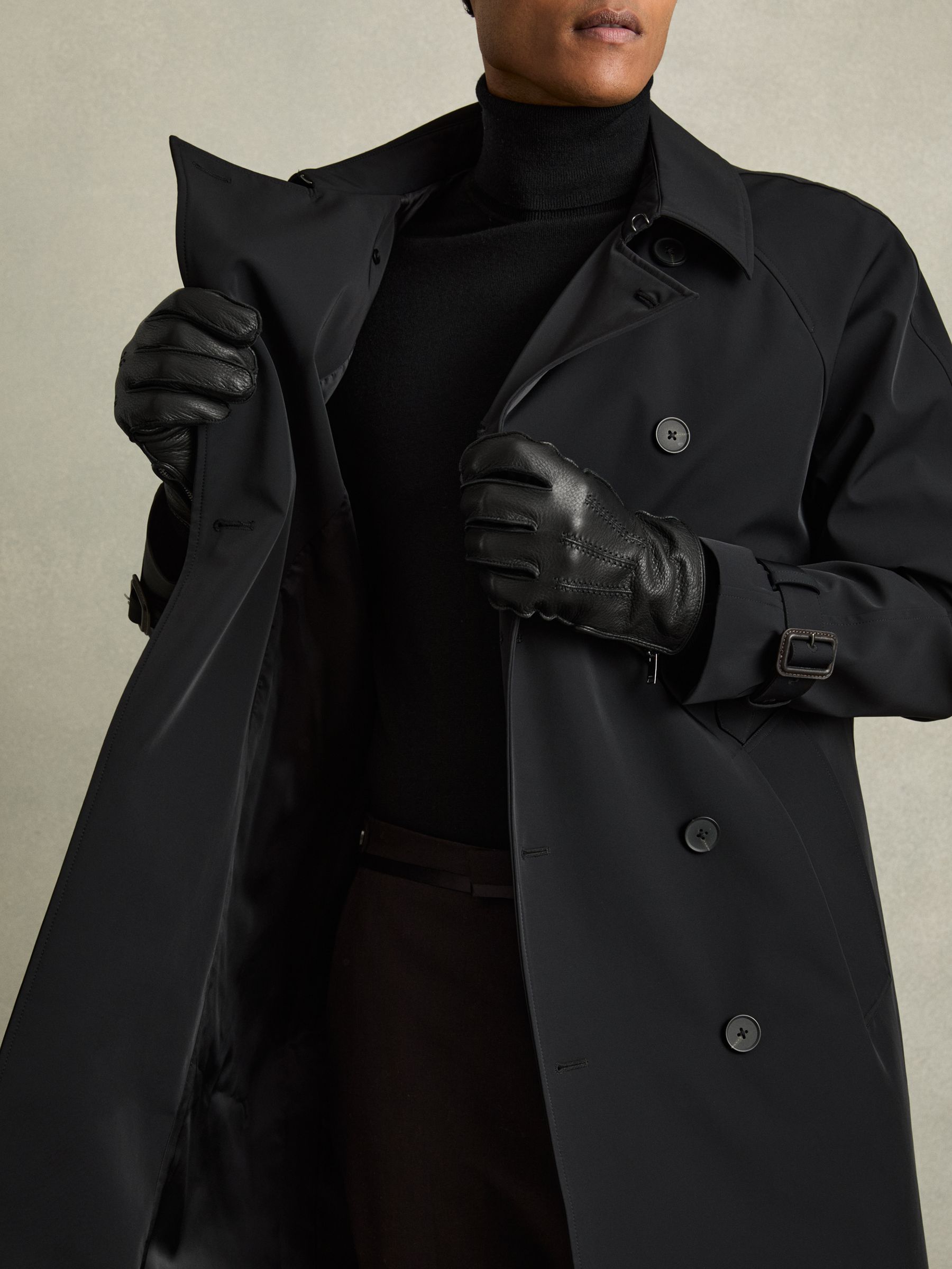 Leather Zip-Side Gloves in Black - Image 2 of 3