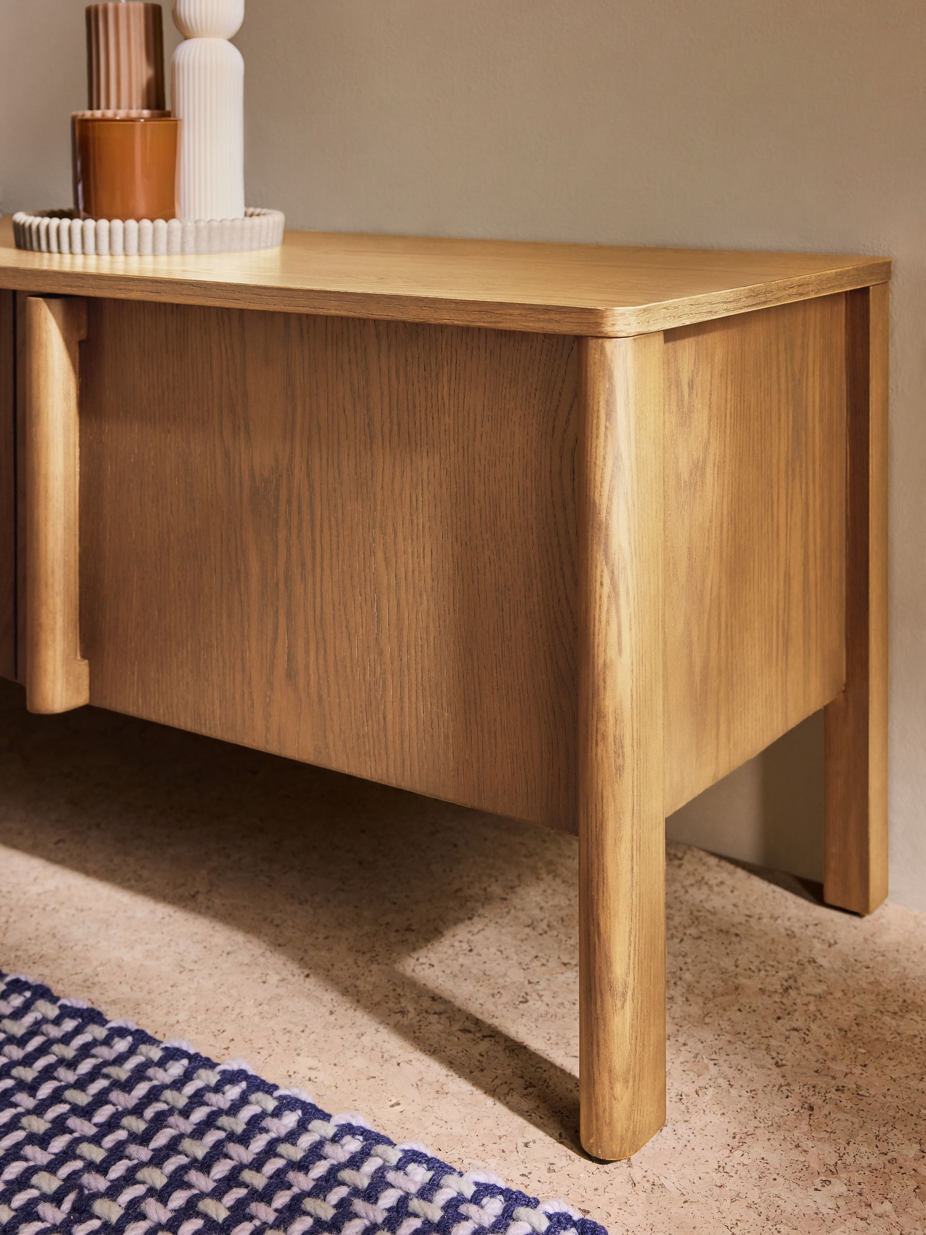 Reeve Up to 55 Inch Wide TV Unit in Oak - Image 4 of 6