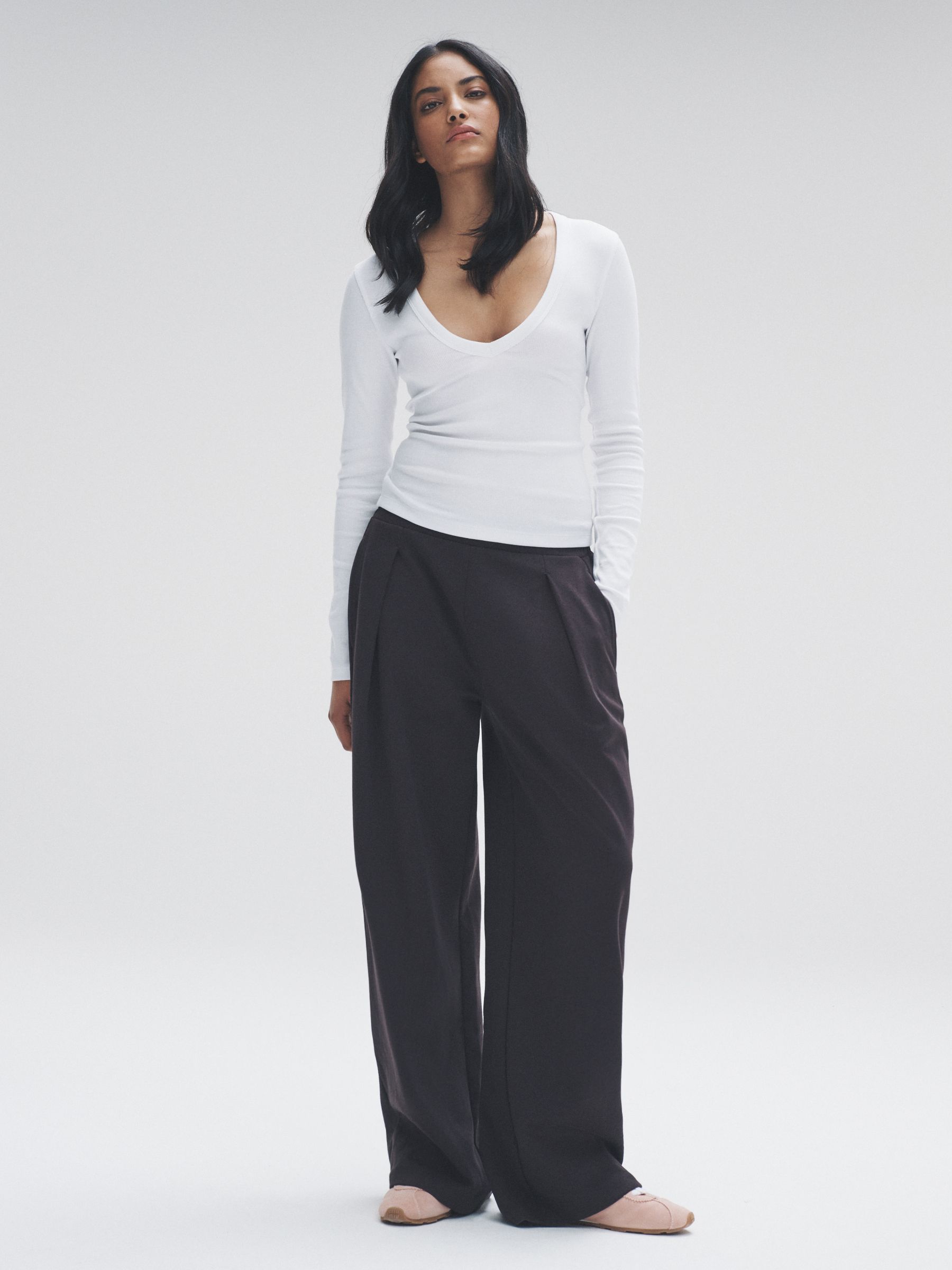 5 Pack Long Sleeve V-Neck Ribbed T-Shirts Brown/Black/White/Neutral - Image 1 of 6