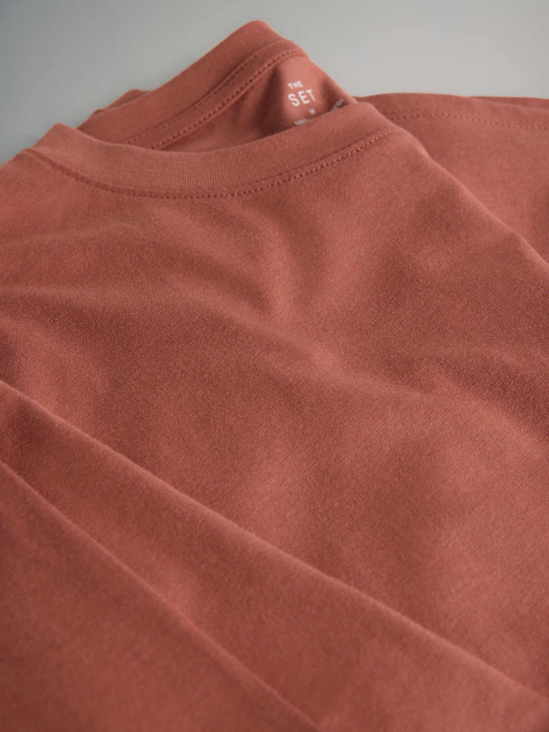 10 Pack Short Sleeve Relaxed Fit Crew Neck T-Shirts Black/White/Red/Neutrals - Image 6 of 6