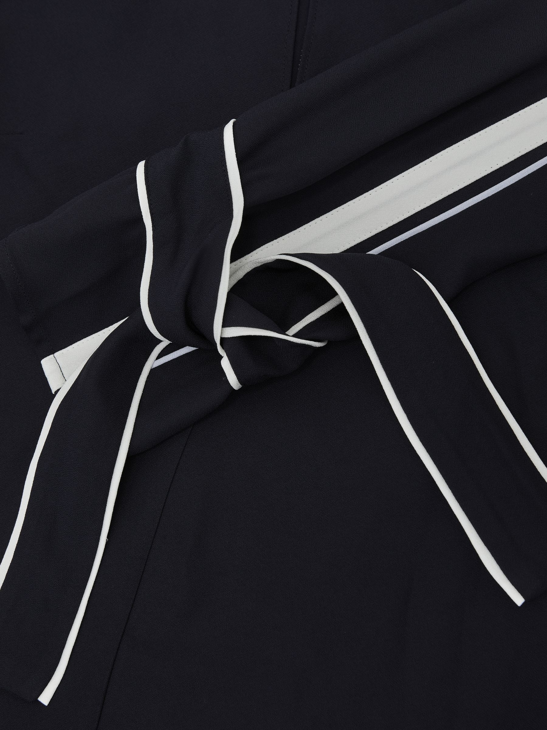 Tipped Tie-Cuff Shift Dress in Navy - image 3