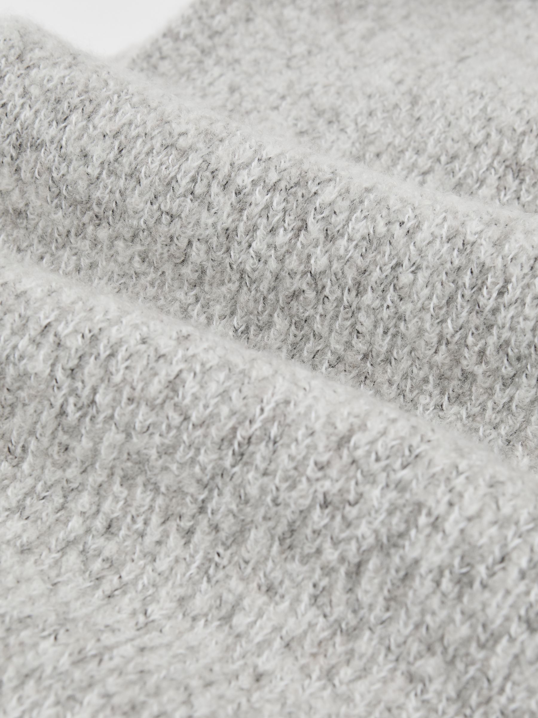 Atelier Cashmere-Blend Flecked Scarf in Soft Grey Melange - image 3