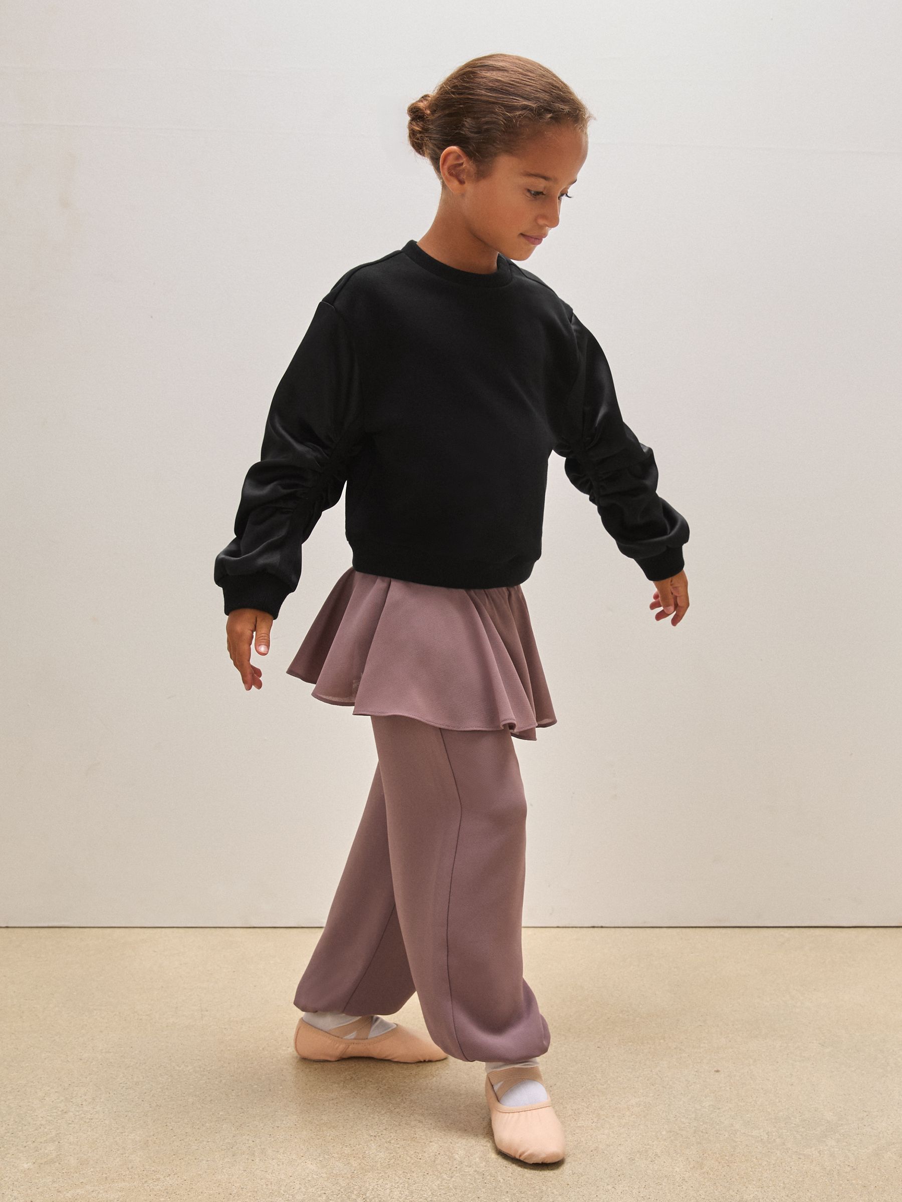 13-14 år Reiss | Royal Ballet Ruched Sweatshirt i sort - Billede 3 af 6