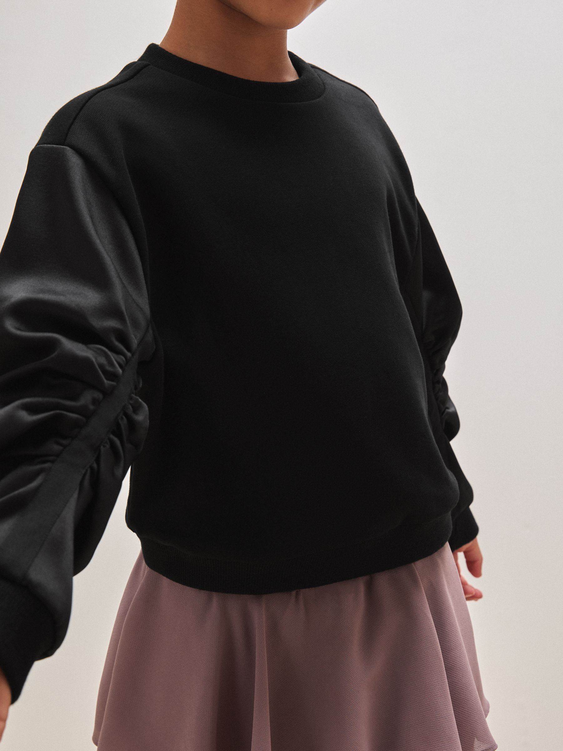 13-14 år Reiss | Royal Ballet Ruched Sweatshirt i sort - Billede 5 af 6