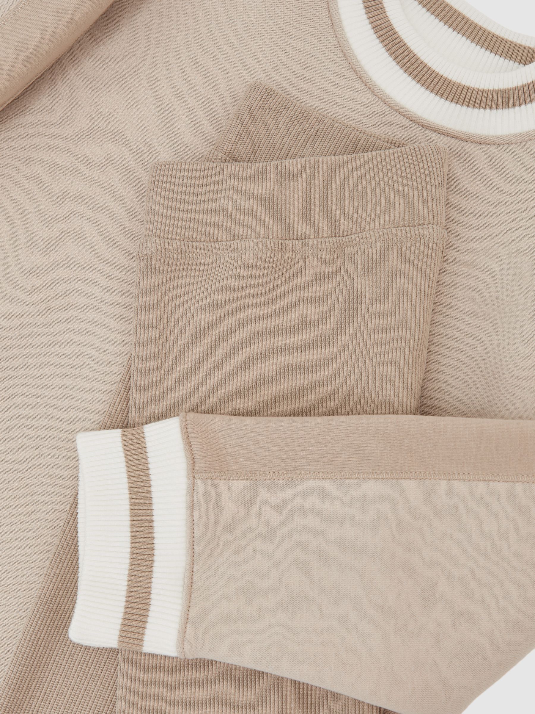 9-13 yrs Oversize Sweatshirt and Leggings Set in Neutral - Image 4 of 4