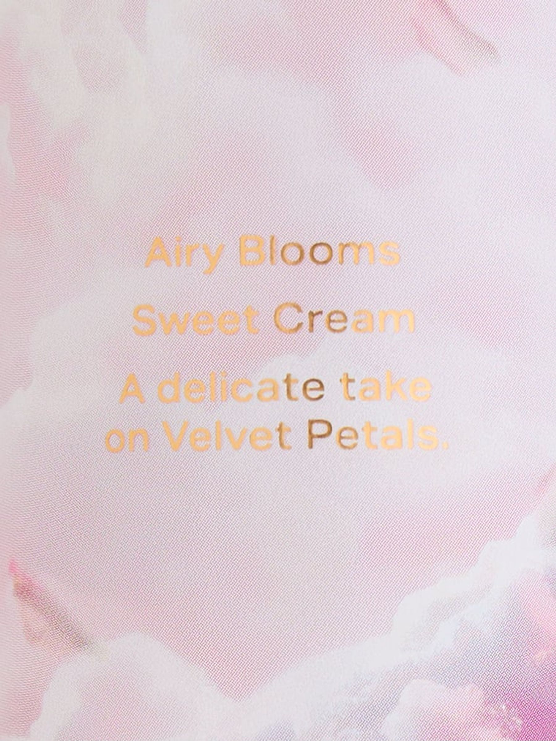 Velvet Petals Daydream Body Mist 250ml - Image 3 of 3