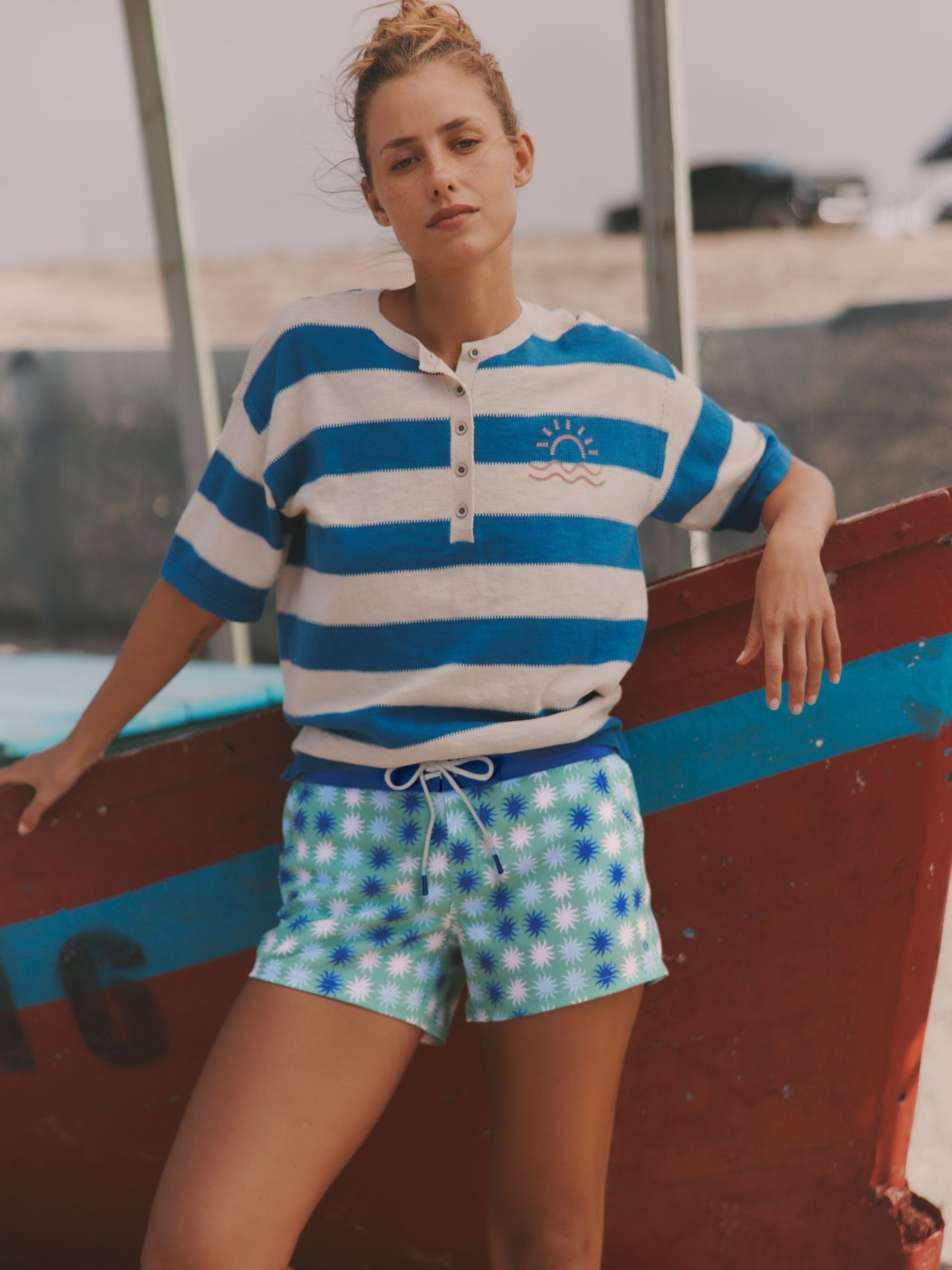 Hove Green Sun Print Board Short - Image 5 of 6