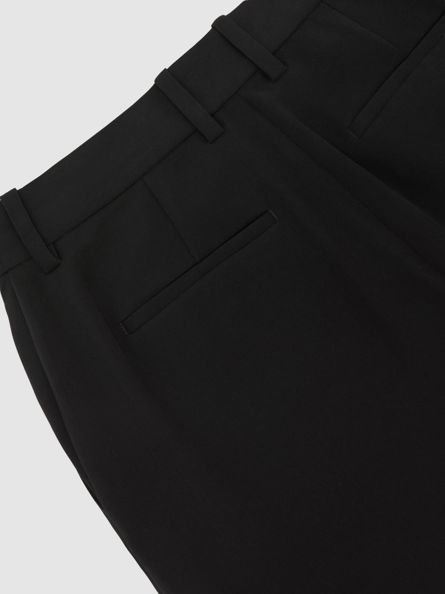 Tailored-Hose mit weitem Schnitt am Bein, Schwarz - Bild 6 von 6