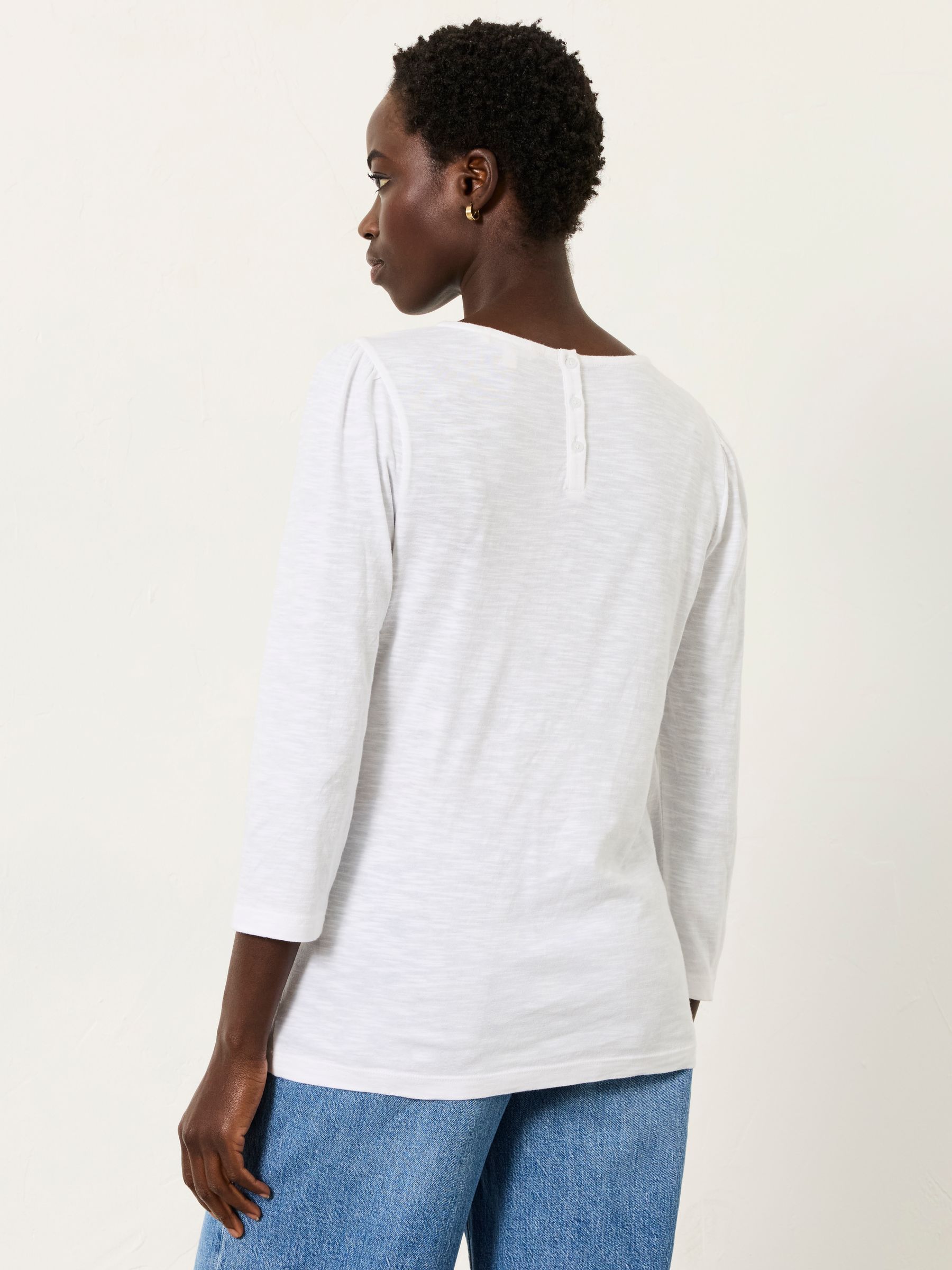 Ria White V Neck Broderie Top - Image 2 of 5 Ria White V Neck Broderie Top - Image 2 of 5