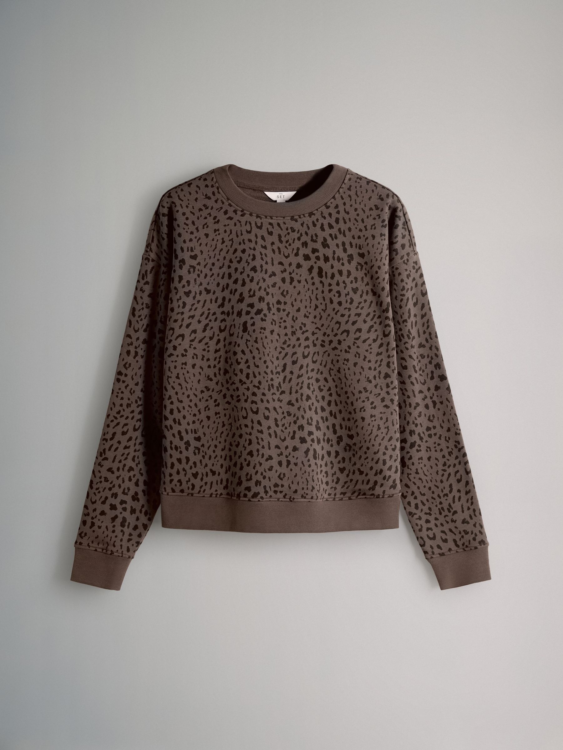 Animal 2 Piece Crew Neck Sweatshirt and Wide Leg Joggers Set - Image 2 of 5