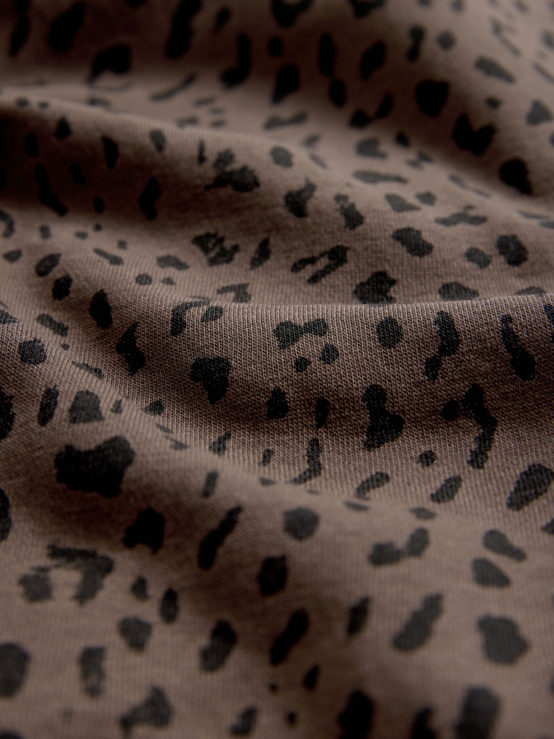 Animal 2 Piece Crew Neck Sweatshirt and Wide Leg Joggers Set - Image 4 of 5