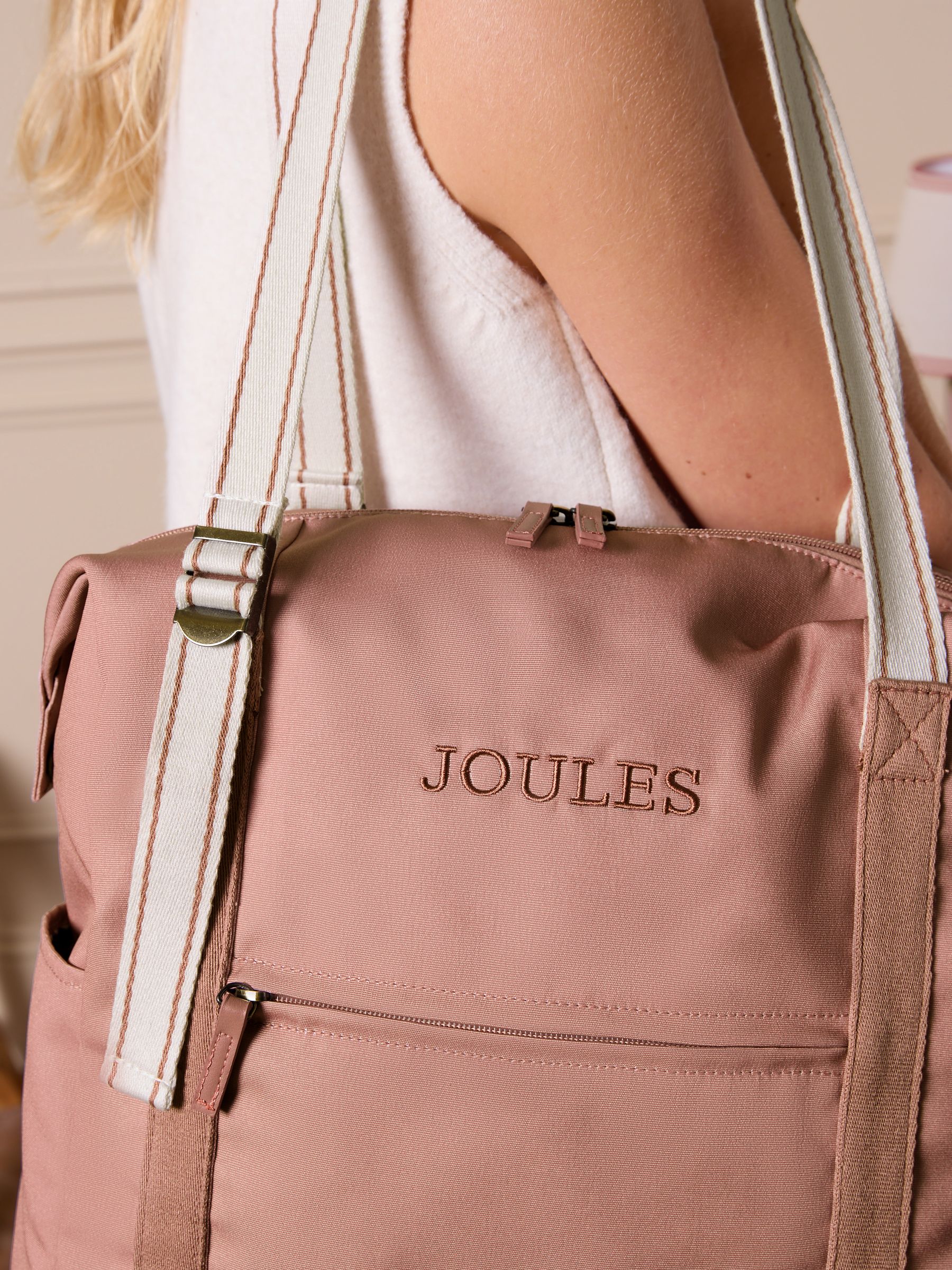 Epwell Pink Travel Backpack - Image 3 of 8