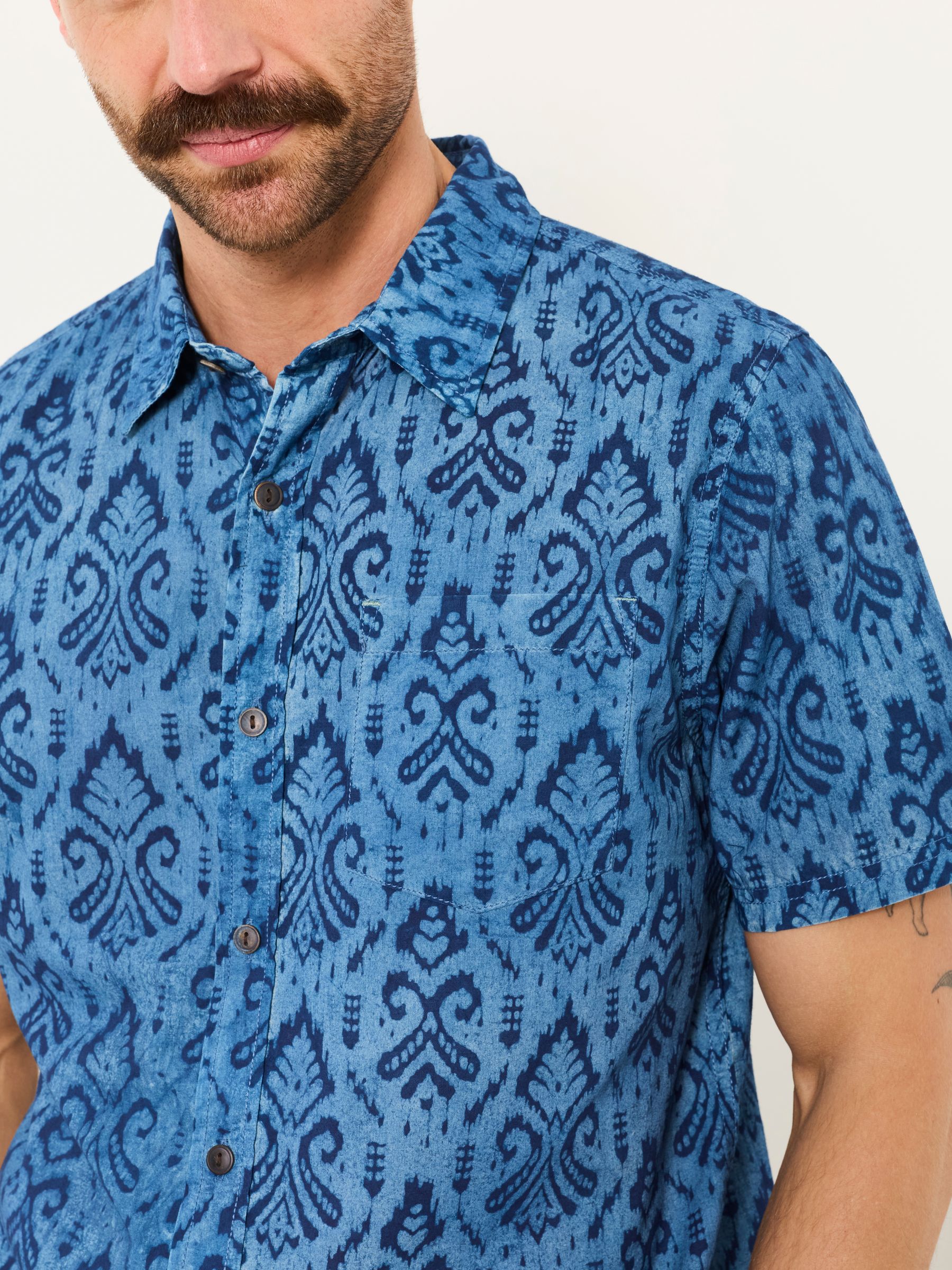 Blue Short Sleeve Indian Hand Printed Kalamkari Shirt - Image 3 of 5