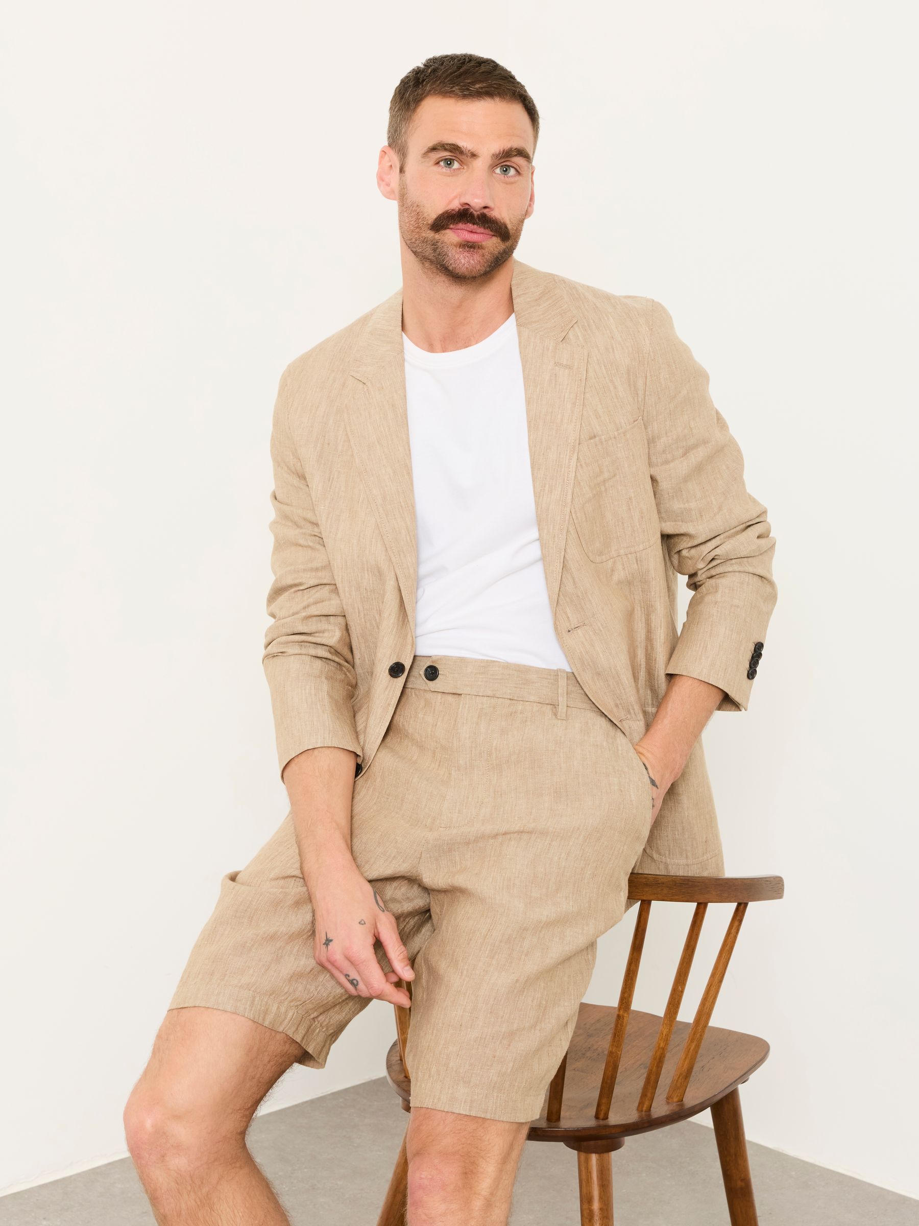 Natural Bosbury Linen Chino Shorts - Image 4 of 5